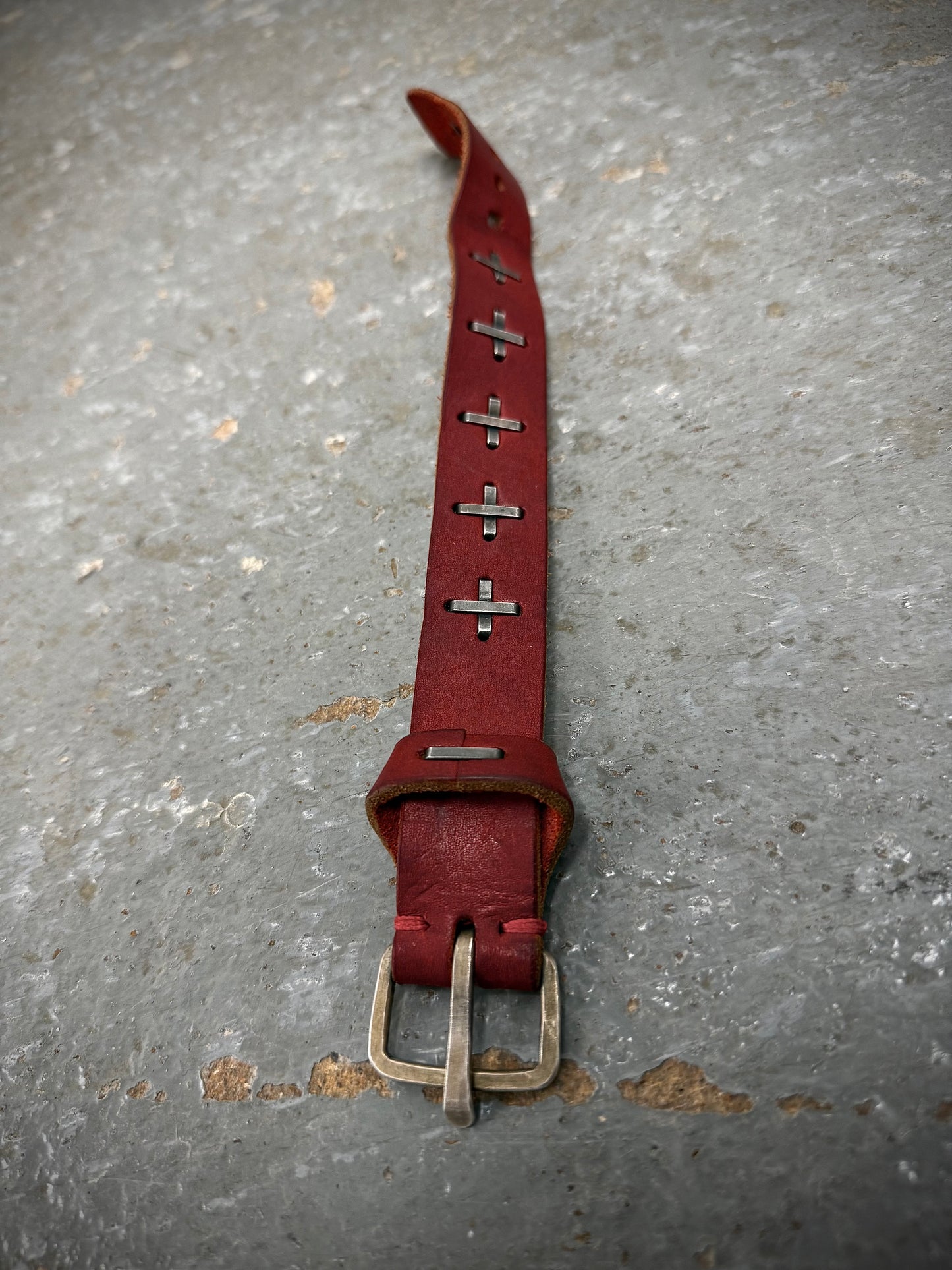 m.a+ by Maurizio Amadei 'AB14' GR 3.0 .925 Silver Cross Red Cow Leather Wide Wristband detail | DRIEW GARMENTS