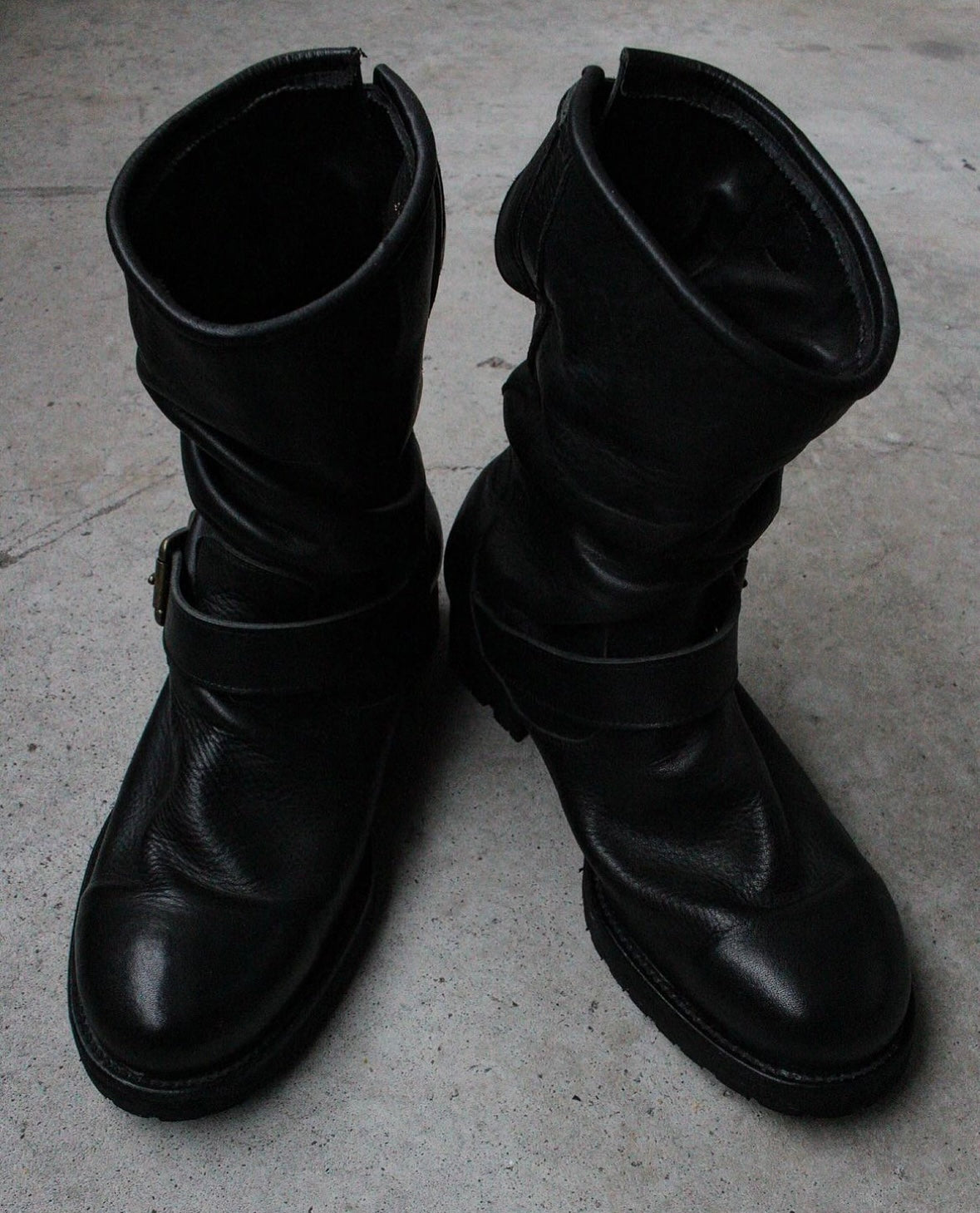 front shot with heel Mihara Yasuhiro AW09 Twisted Leather Engineer Boots