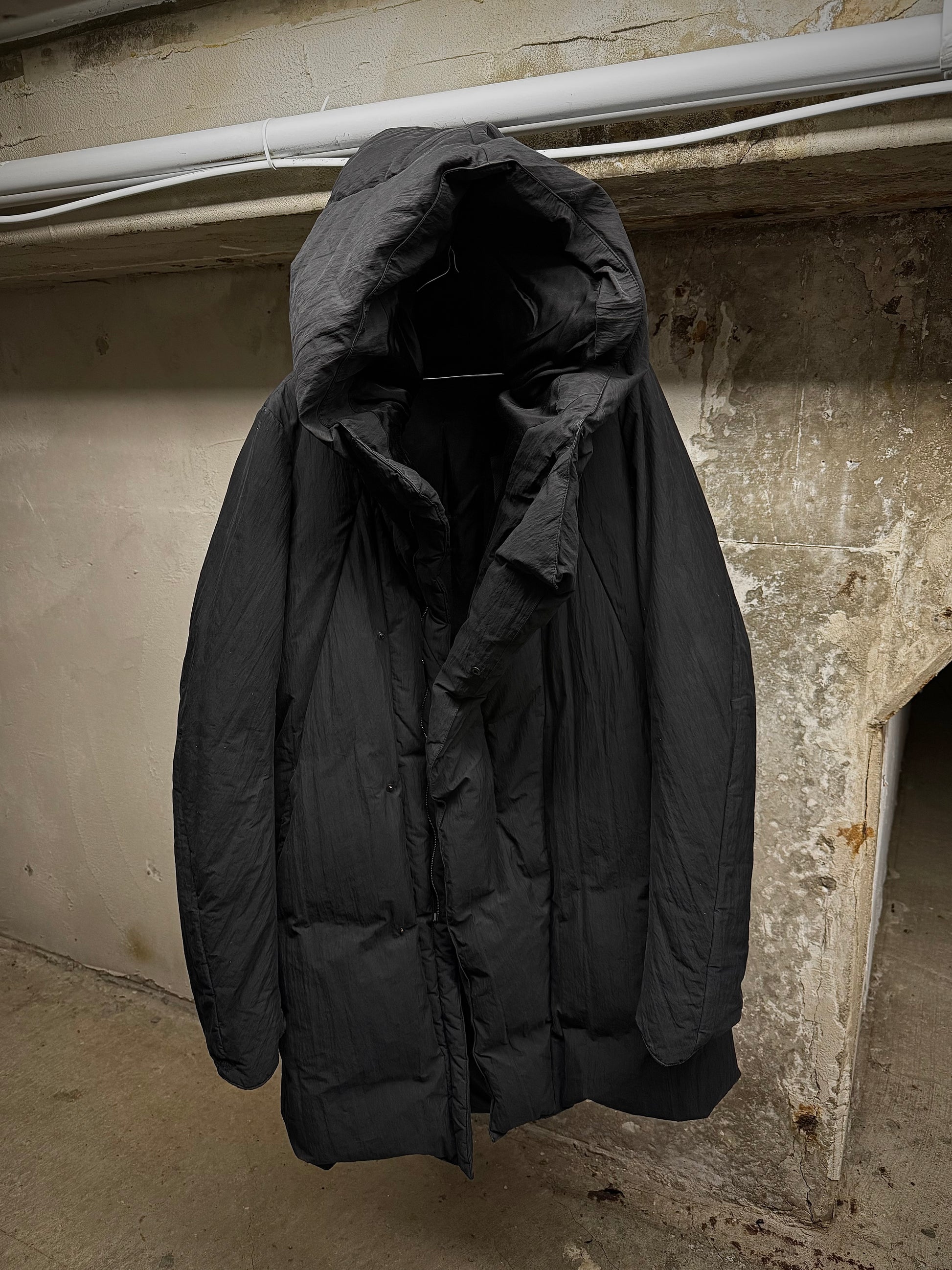 JULIUS _7 AW14-15 "Glitch;" Hooded Nylon Cotton Taffeta Down Puffer Jacket detail | DRIEW GARMENTS