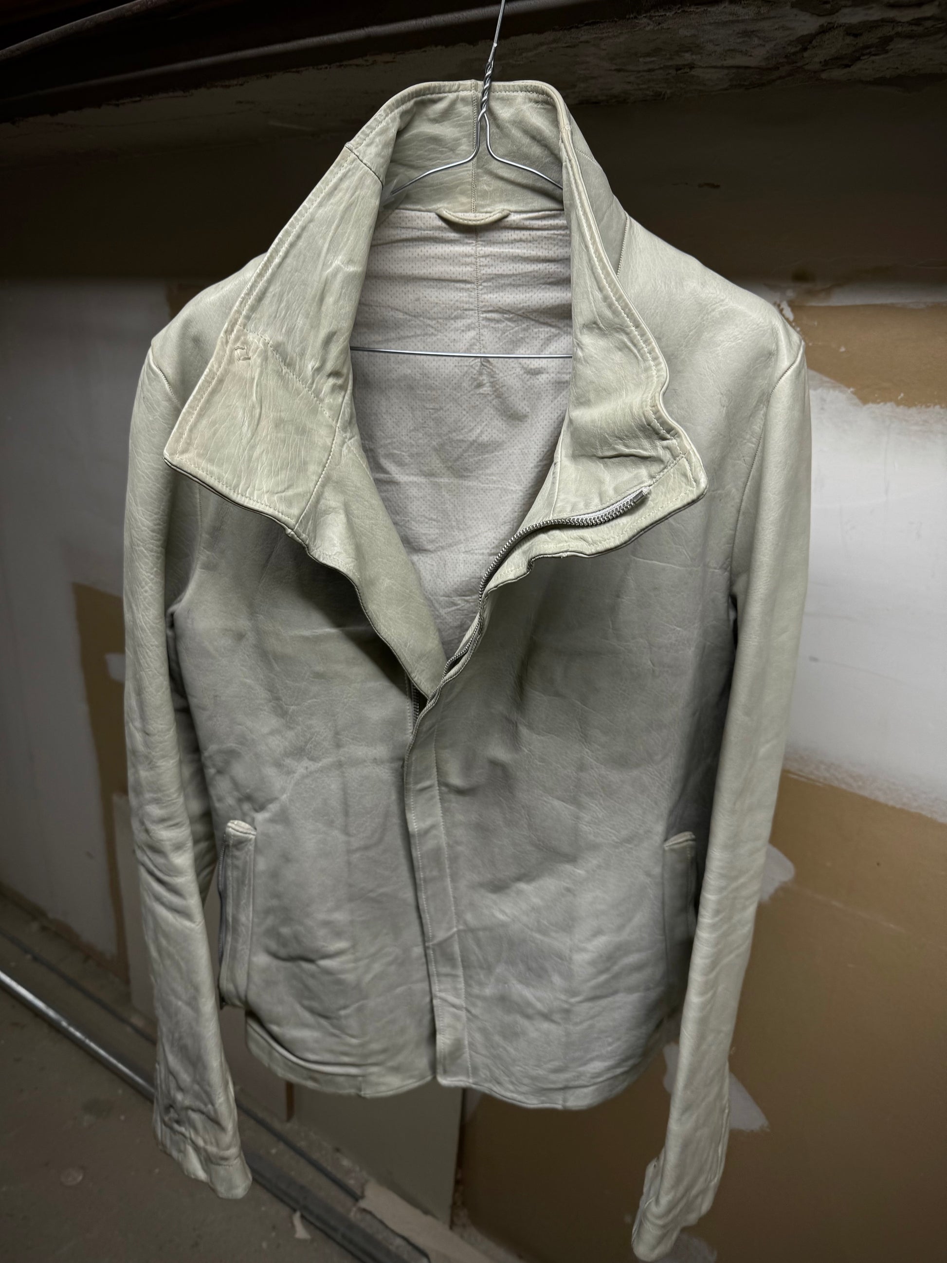 Carol Christian Poell 'LM/2599 BIAS-PTC/33' High Neck Bison Leather Jacket detail | DRIEW GARMENTS