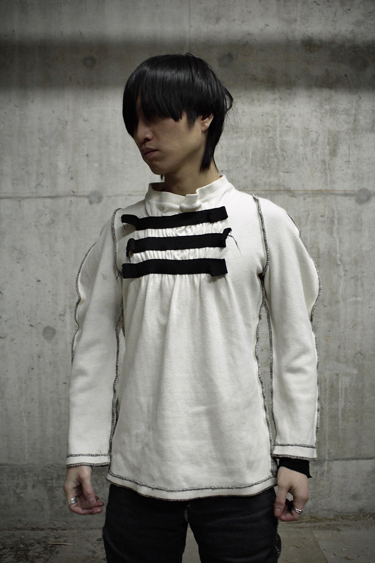 Christopher Nemeth Late 90s Exposed Overlock Stitch Ruched Rugby Cotton Long-sleeves detail | DRIEW GARMENTS