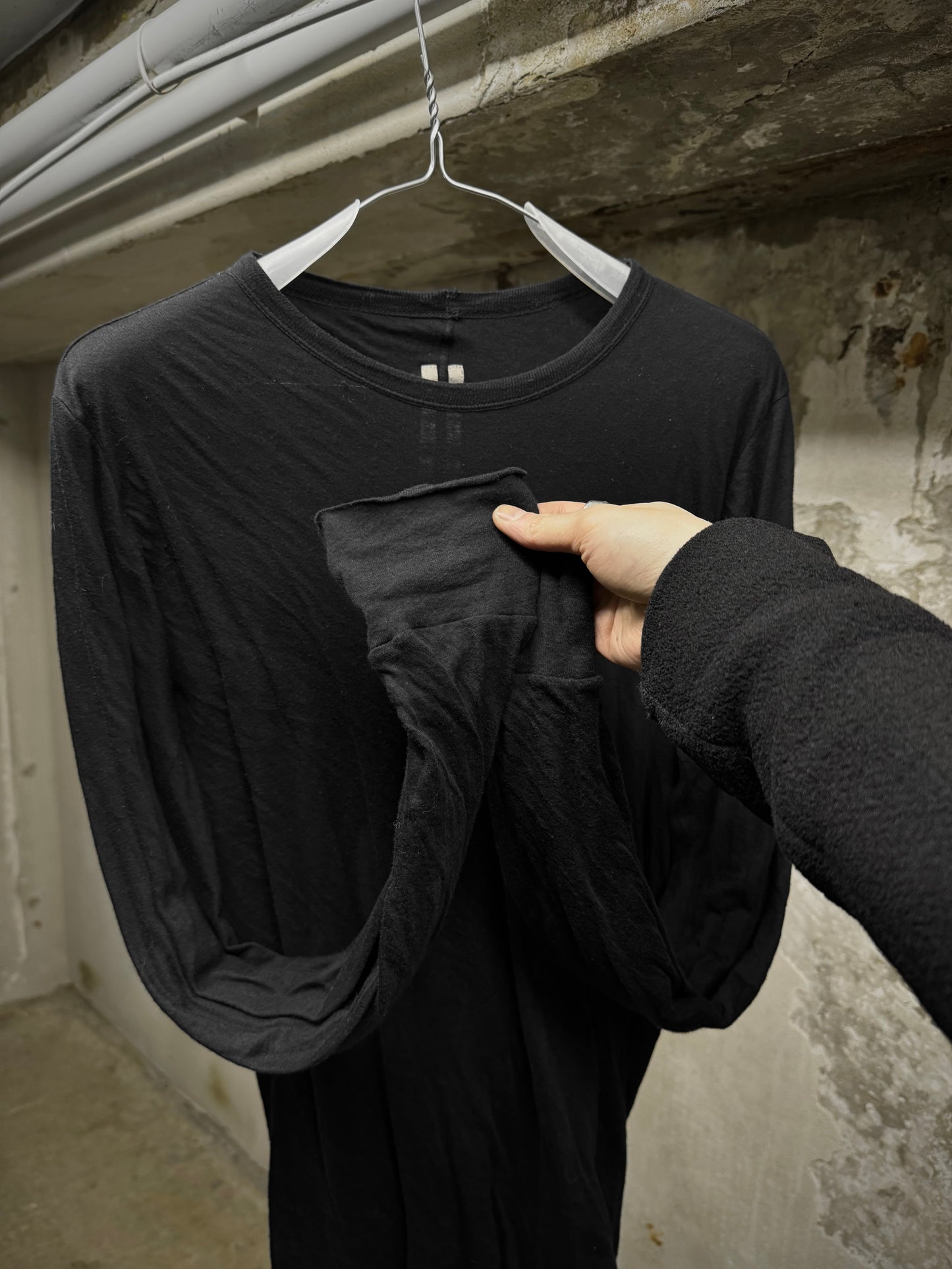 Rick Owens SS25 "HOLLYWOOD" Black Double Layered Long-sleeves detail | DRIEW GARMENTS