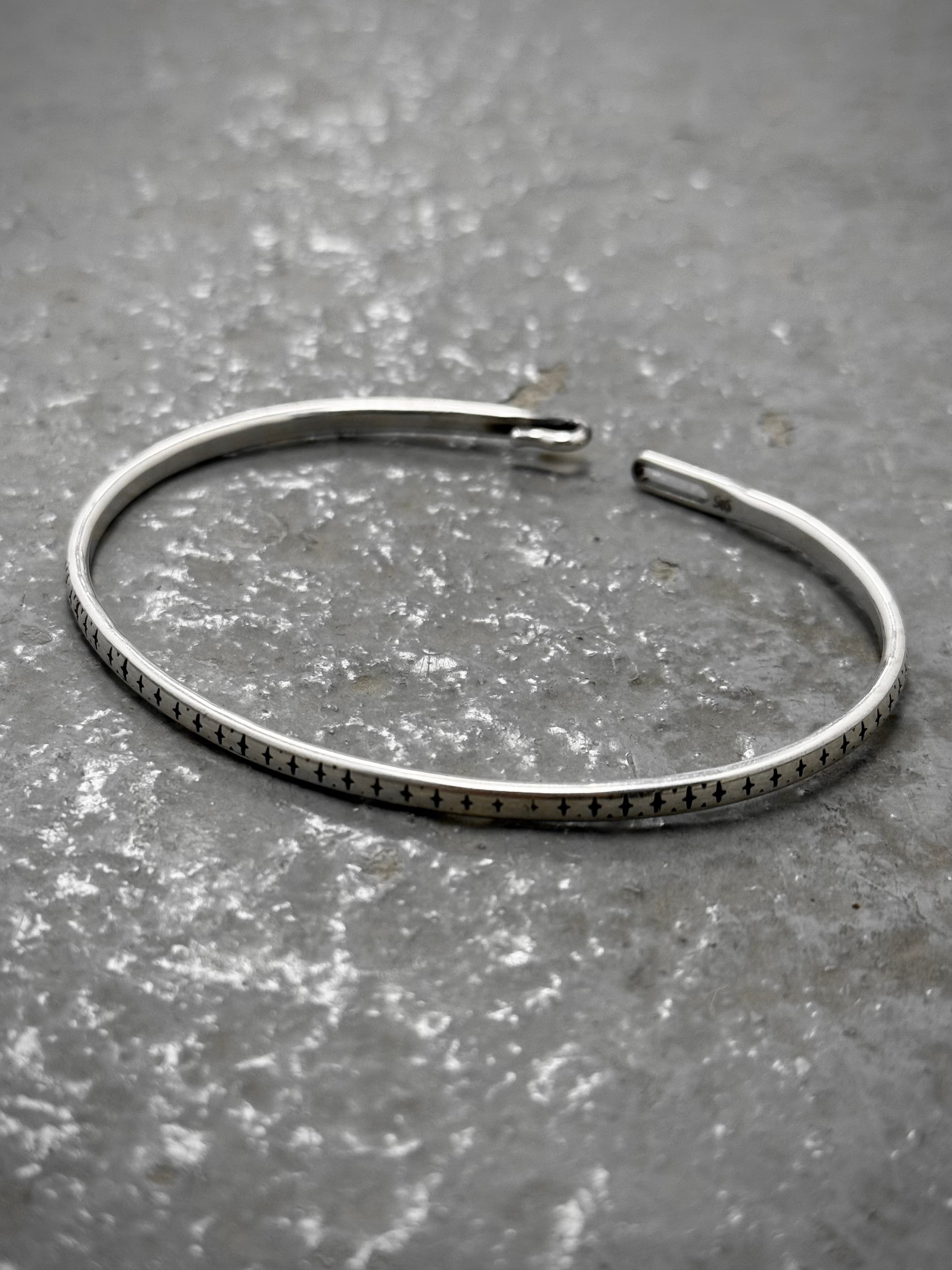WERKSTATT MÜNCHEN BANGLE HOOK FORGED XS | Hook Werkstatt Track 