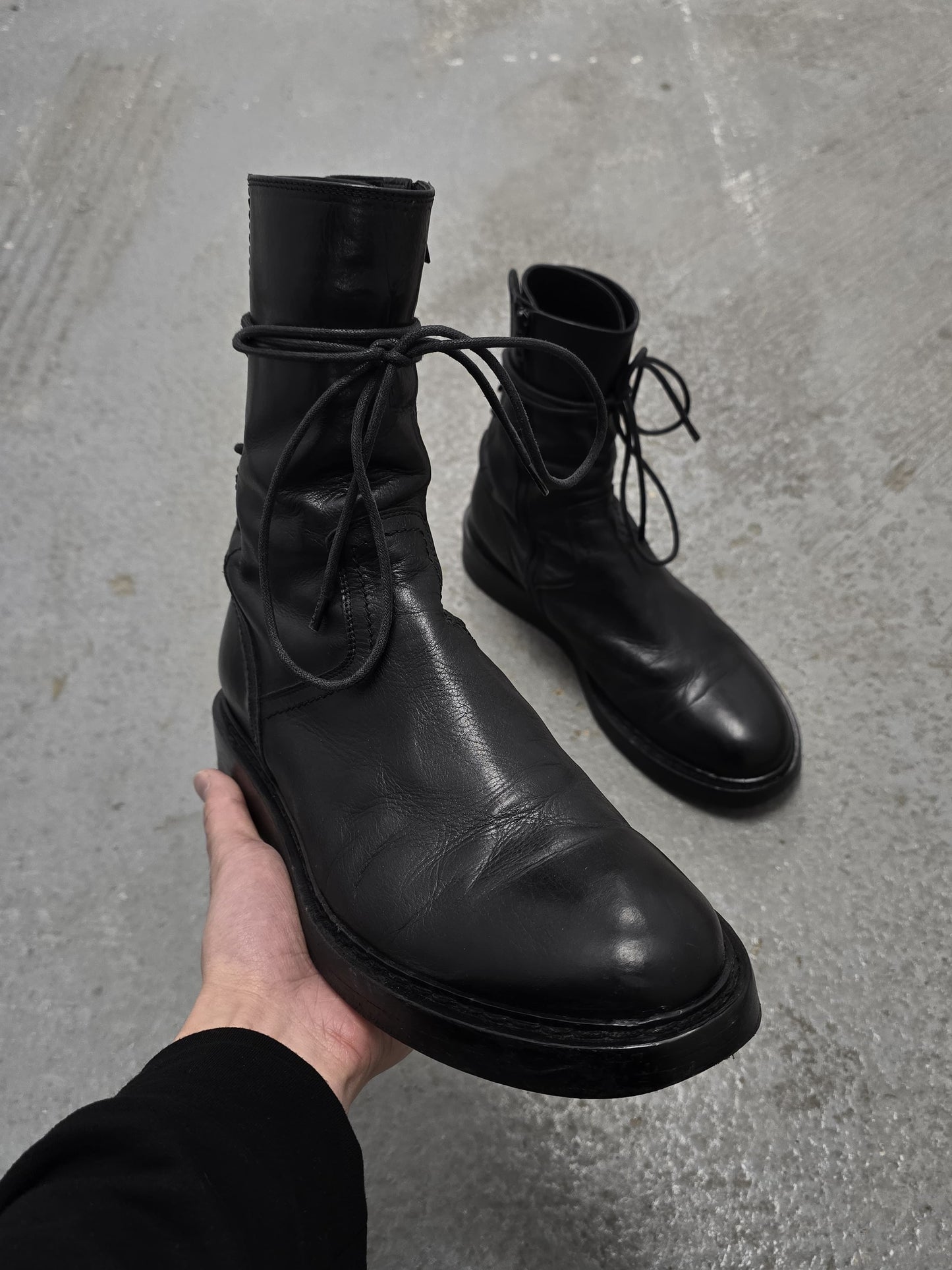 Ann Demeulemeester AW21 Black ‘Vitello’ Back-Lace Leather Boots