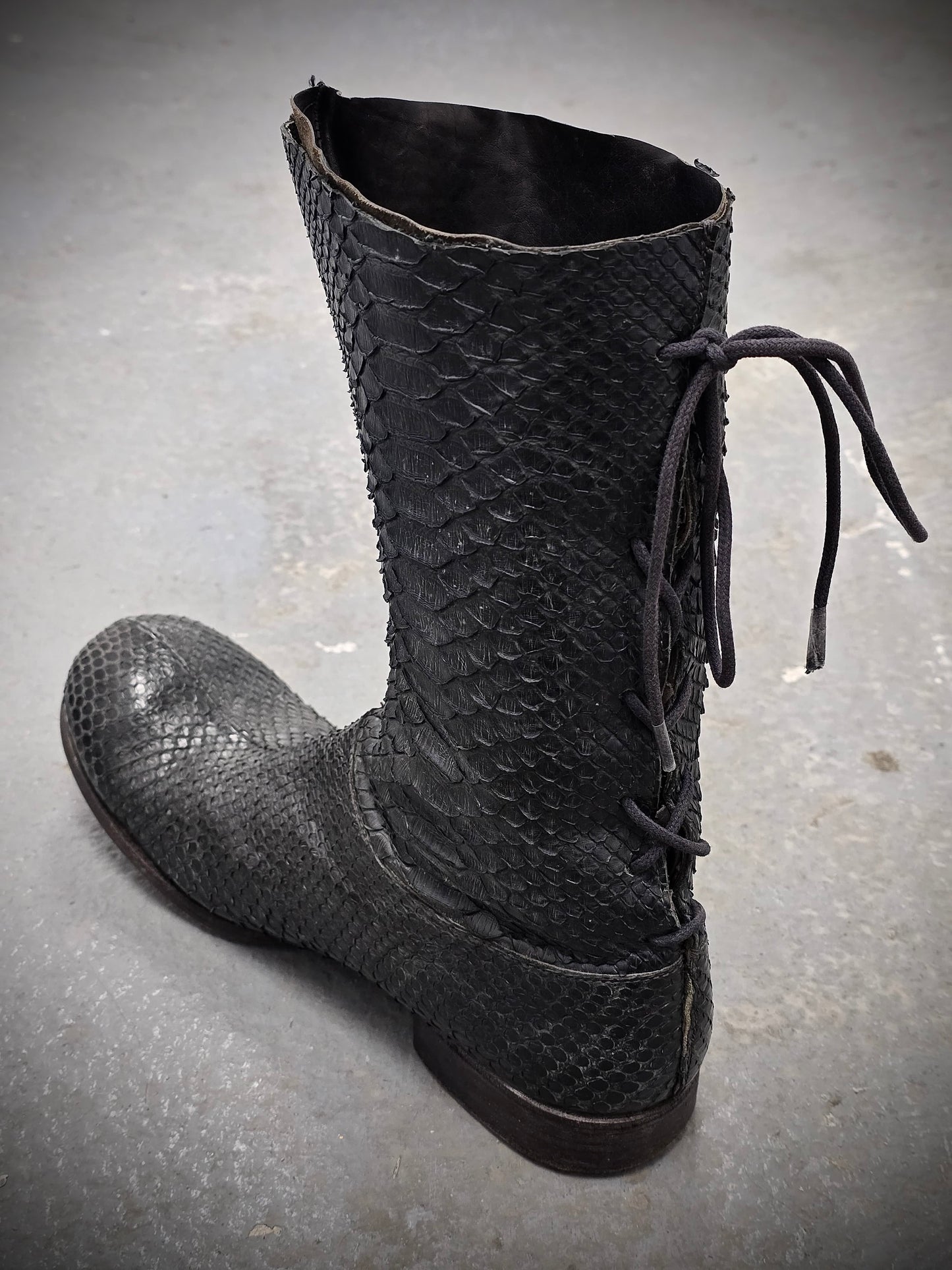 Carpe Diem Early 00s Charcoal Grey Python Skin Back-Lace Boots