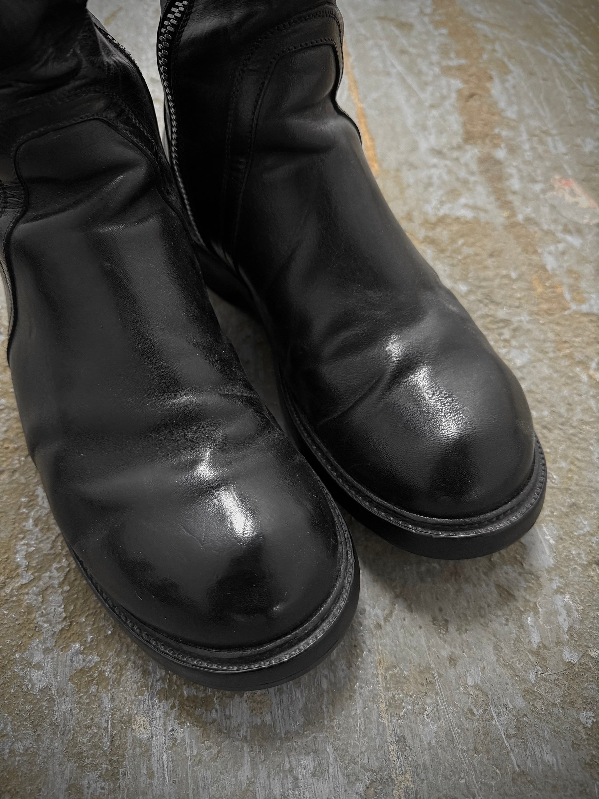 Rick Owens SS17 “WALRUS” Goodyear Flex Army Creeper Cow Leather Combat Boots detail | DRIEW GARMENTS