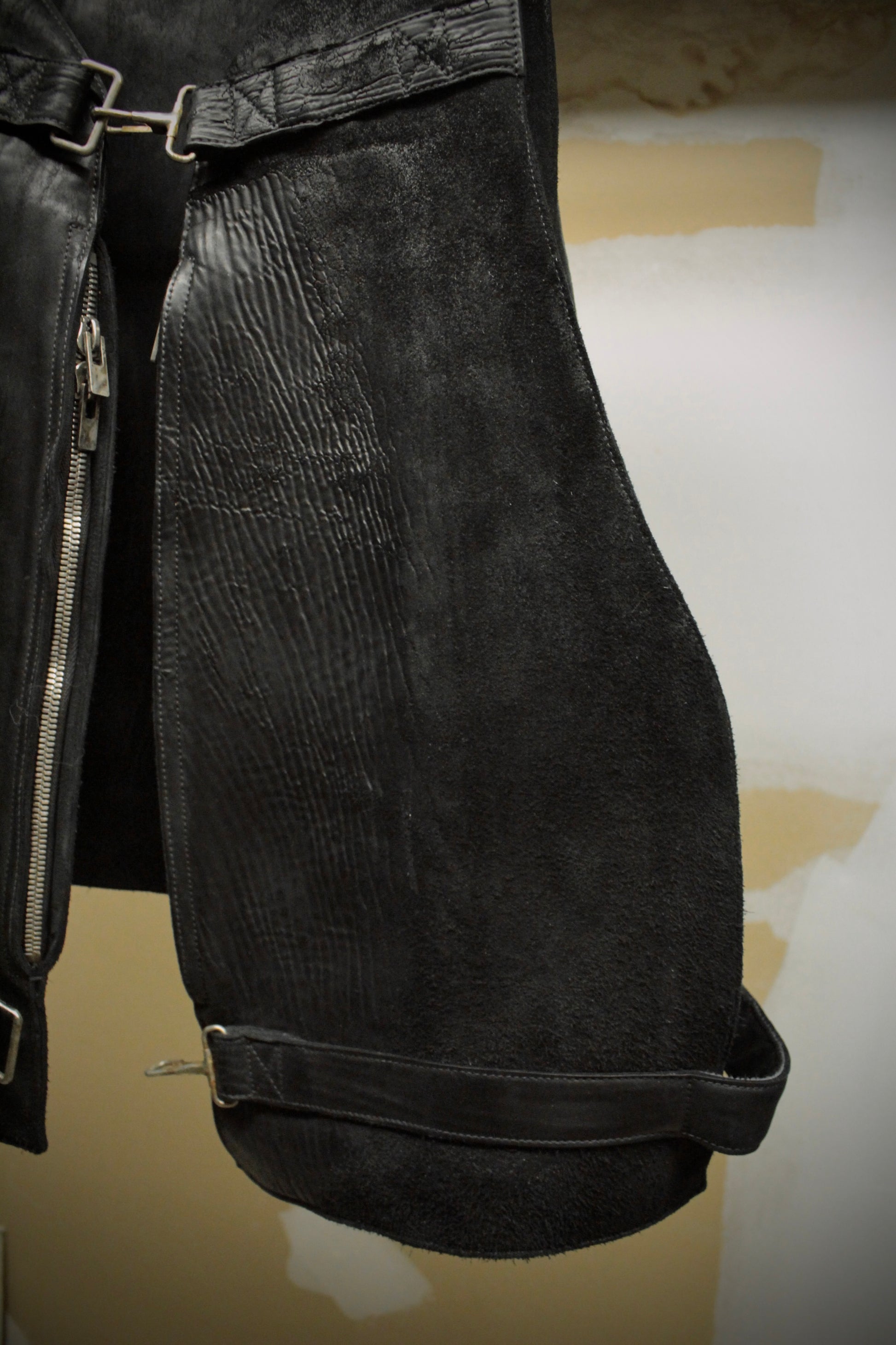 Carol Christian Poell 'AM/2608 CUBS-PTC/010' Object-dyed Horse Culatta Leather Vest Bag detail | DRIEW GARMENTS
