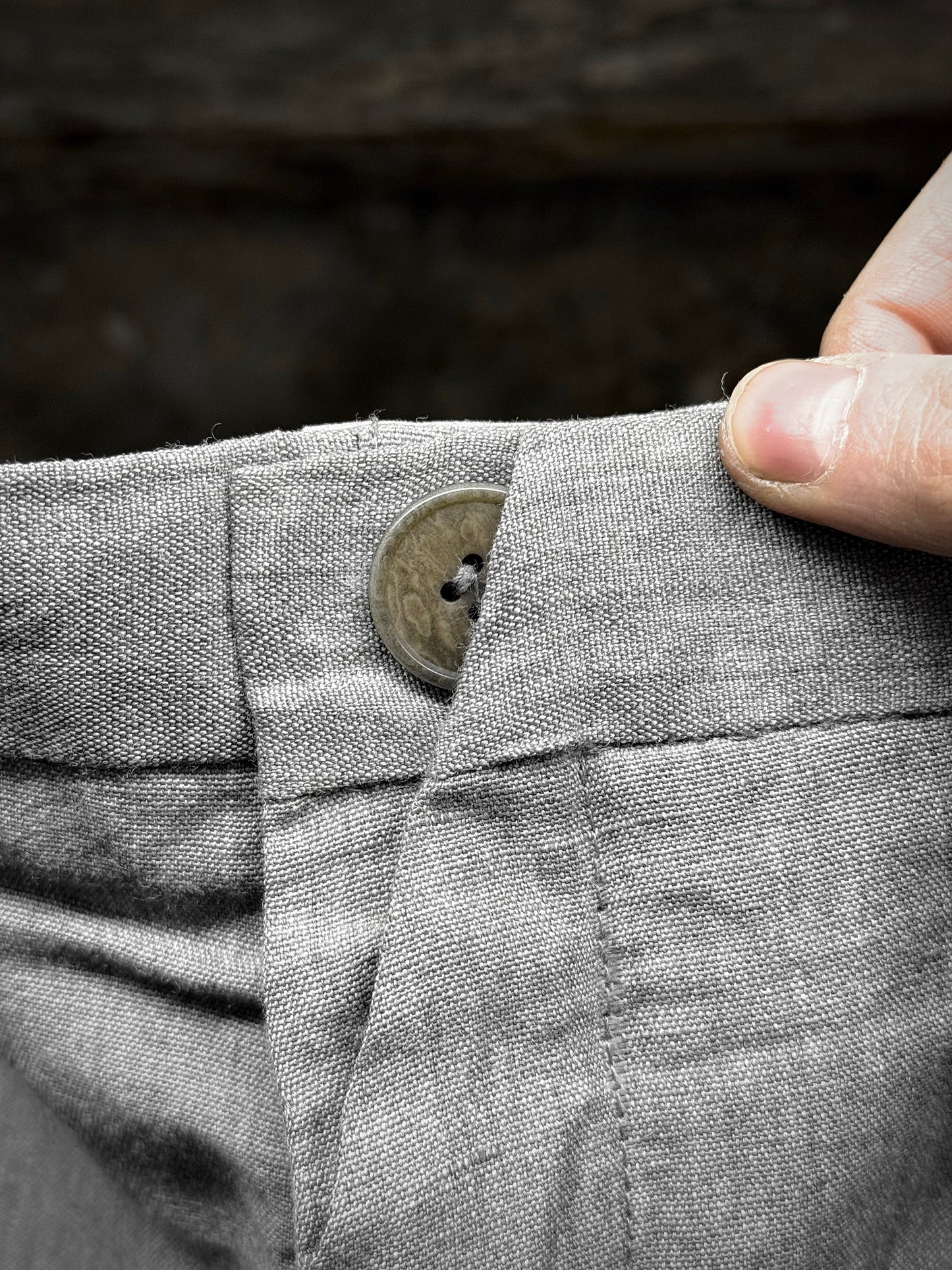 DEEPTI Collection °017-018 ‘P-088 SABEL-45’ Button Pleat Classic Trousers detail | DRIEW GARMENTS