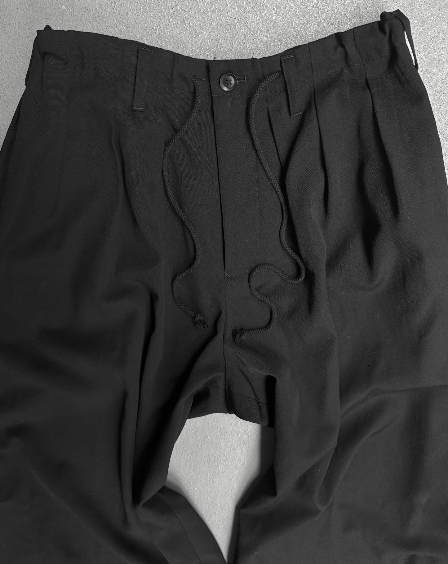 Yohji Yamamoto POUR HOMME AW18 Pleated Drop-crotch Balloon Crop Pants