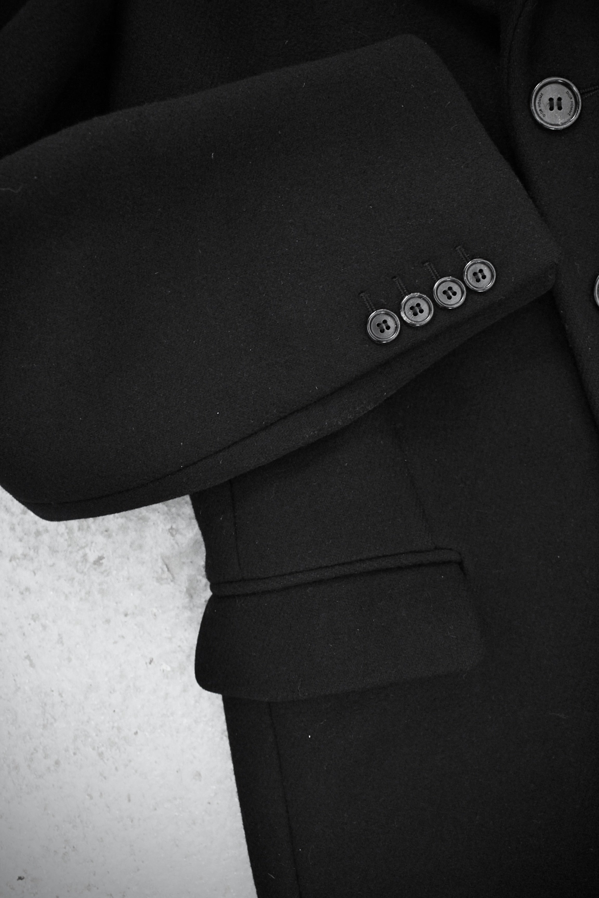 DIOR HOMME AW07 Classic Tailored Heavy Wool Coat | DRIEW
