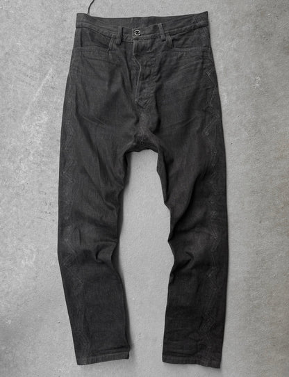 DEEPTI Collection °016-017 ‘D-050 YAW-95’ Closed Crash Seam Low Cut Denim detail | DRIEW GARMENTS