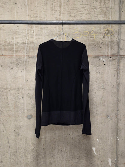 DEVOA Two-Toned Anatomical Wool Silk Knit Long-sleeves
