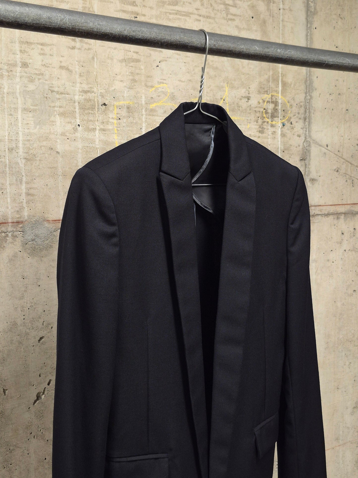 DIET BUTCHER SLIM SKIN 00s Skinny Peak Lapel Single Button Blazer