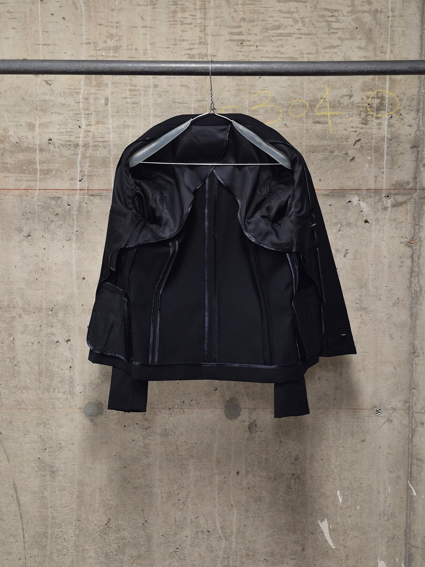 DIET BUTCHER SLIM SKIN 00s Skinny Peak Lapel Single Button Blazer