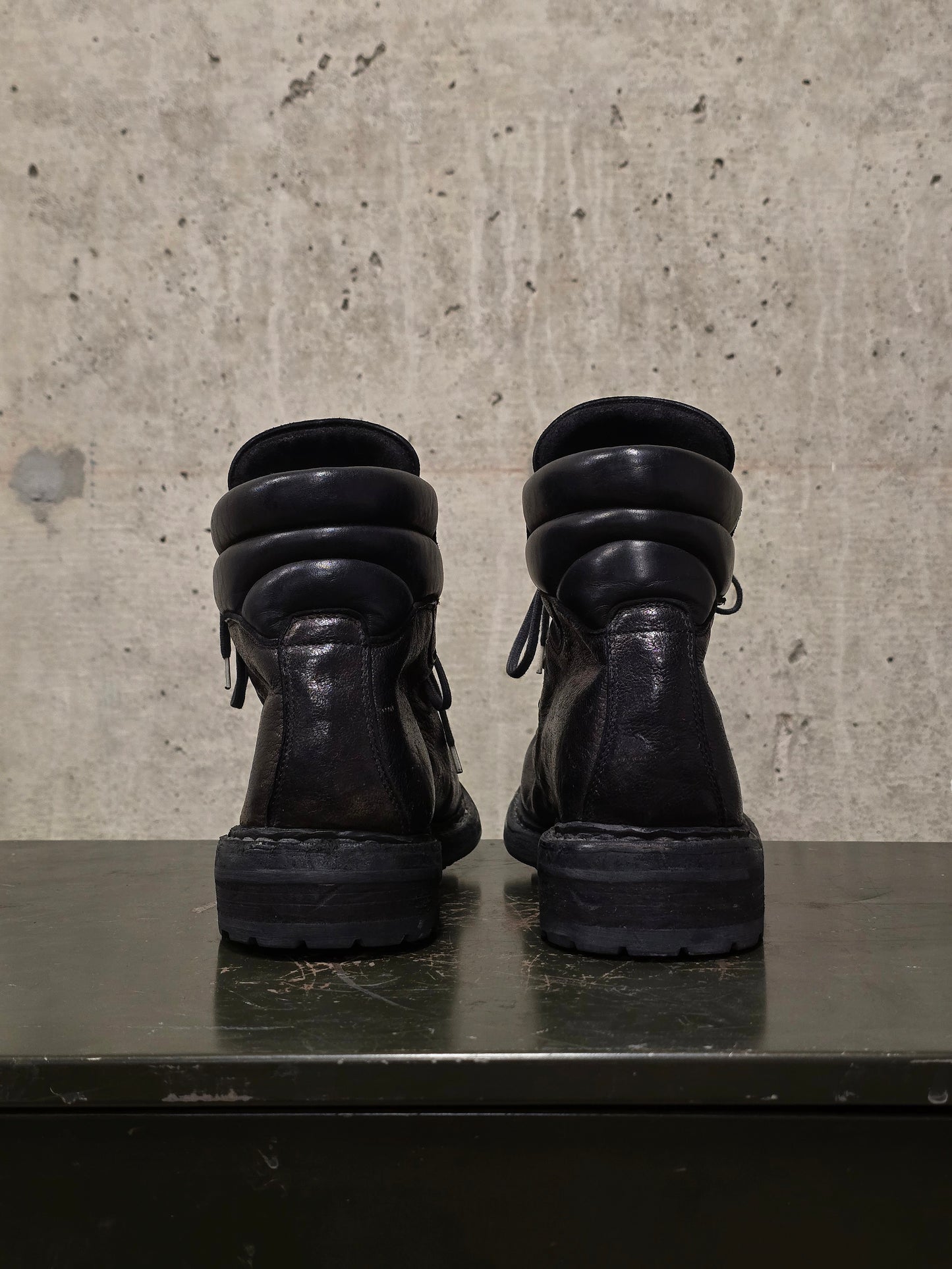 GUIDI '19M' Brown Full-grain Bison Leather Mountain Boots