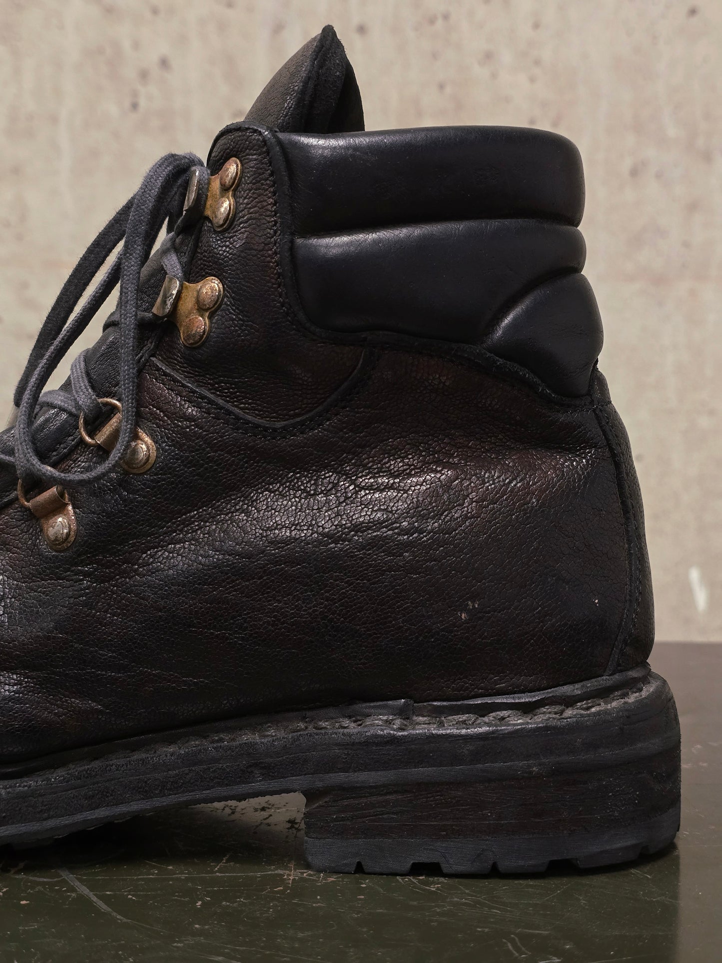 GUIDI '19M' Brown Full-grain Bison Leather Mountain Boots
