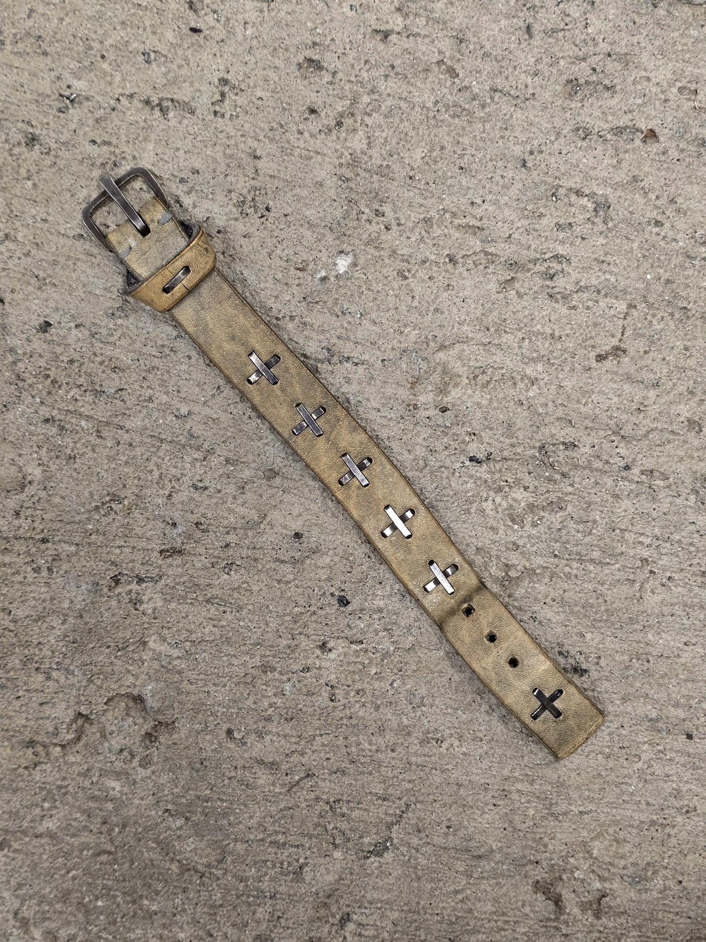 m.a+ by Maurizio Amadei 'AB14' GR 3.0 .925 Silver Cross Dirty White Cow Leather Wide Wristband