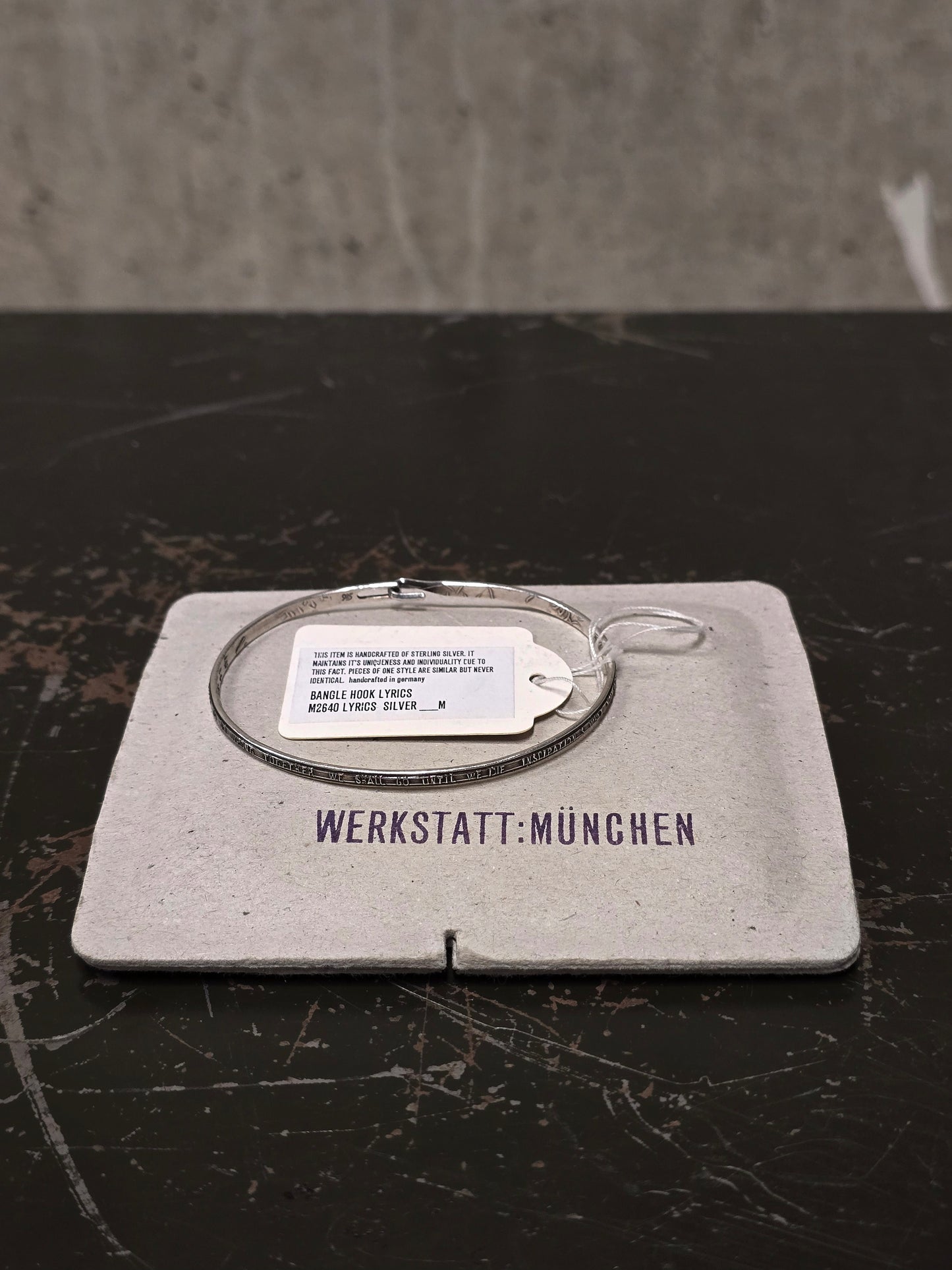 WERKSTATT:MÜNCHEN 'M2640SILY' .925 Silver Lyrics Hook Bangle