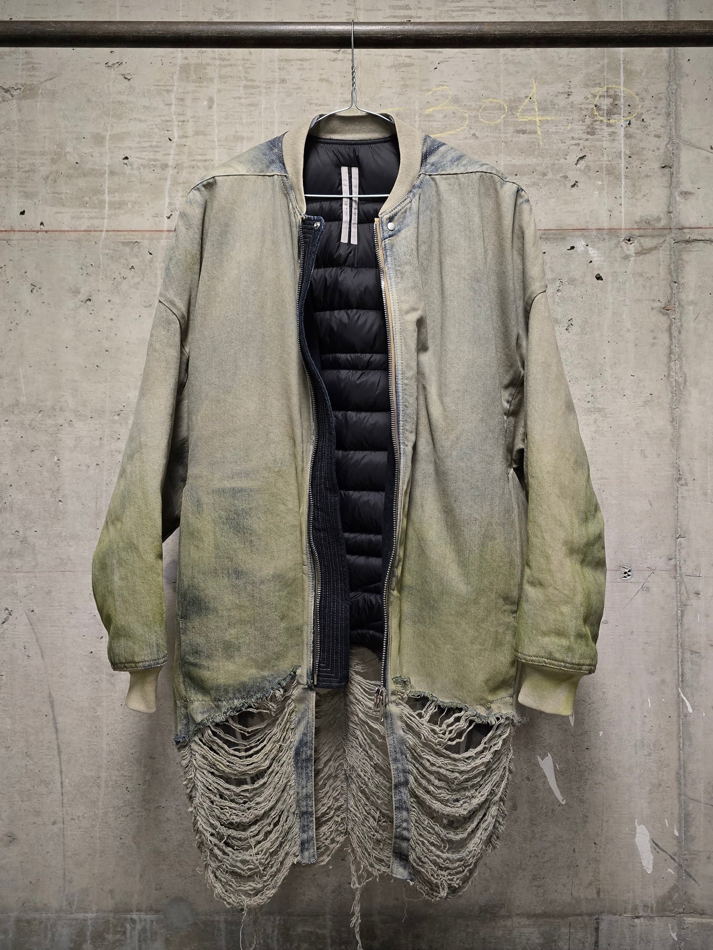 Rick Owens AW23 "LUXOR" PEARL ACID DEGRADE Jumbo Peter Flight Padded Denim Jacket