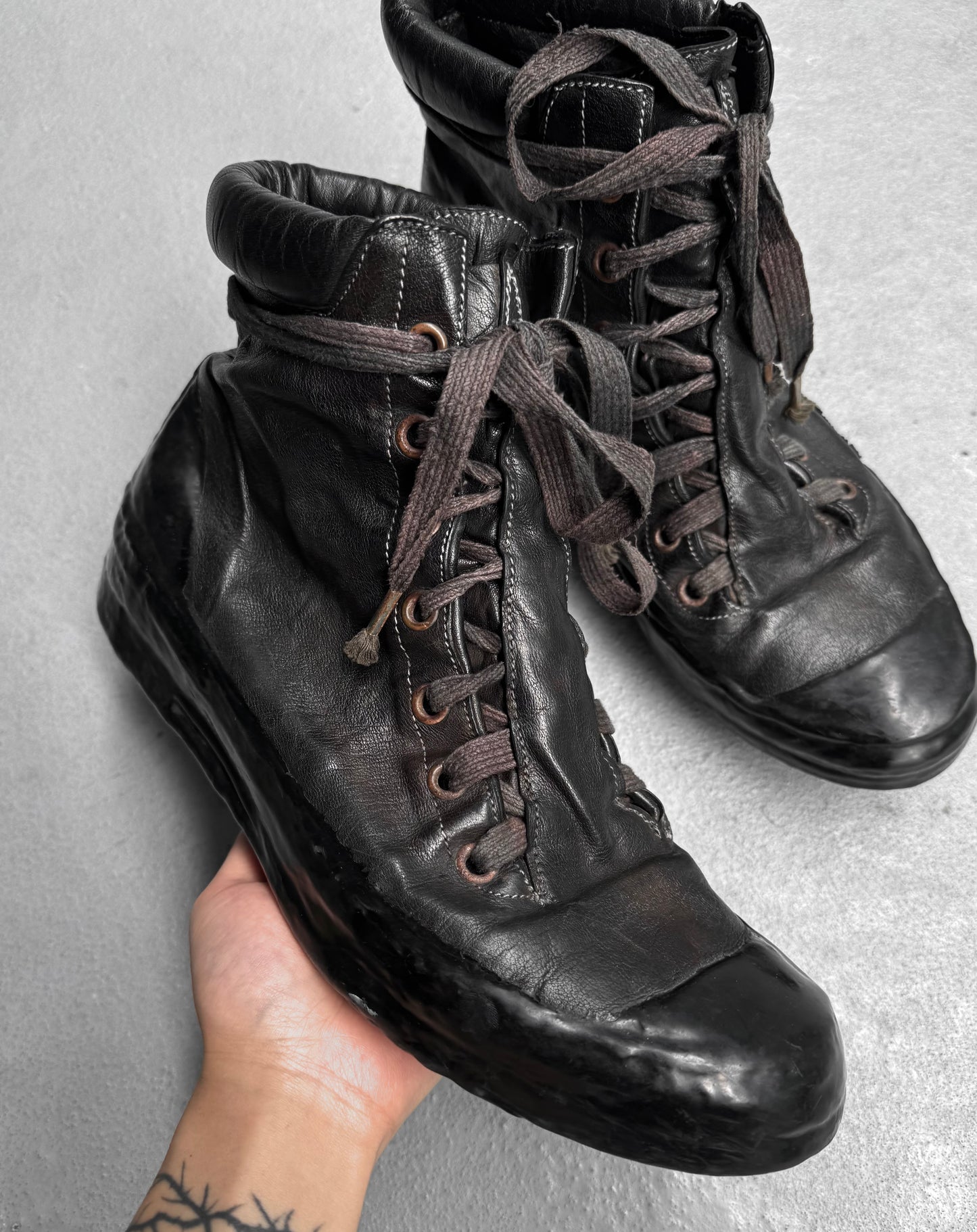 Carol Christian Poell ‘AM/2524 ROOMS-PTC’ Black Object-dyed Kangaroo Leather Drip Sneakers
