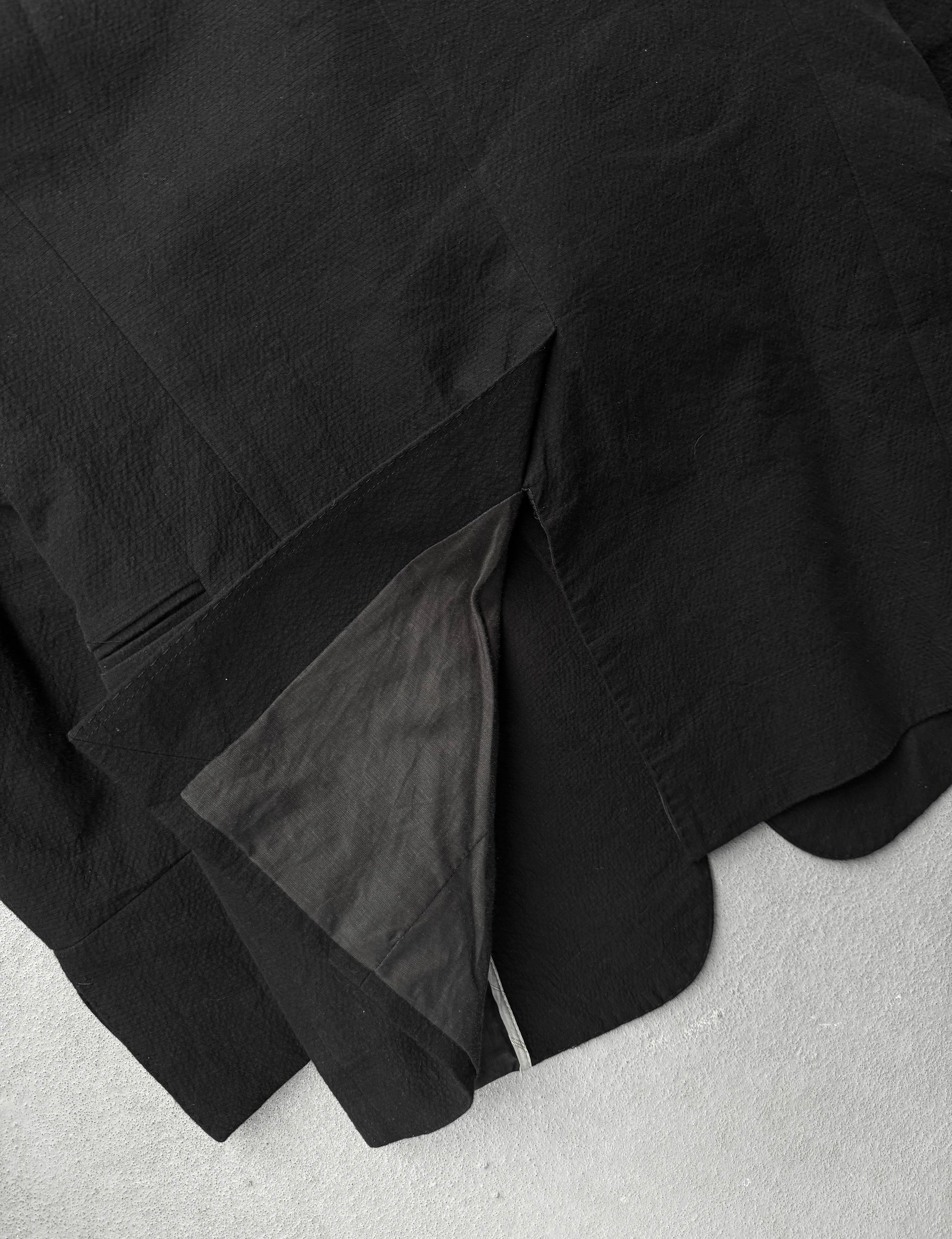 DEEPTI Collection °016-017 'J-042 RIP-99' Smoking Jacket detail | DRIEW GARMENTS