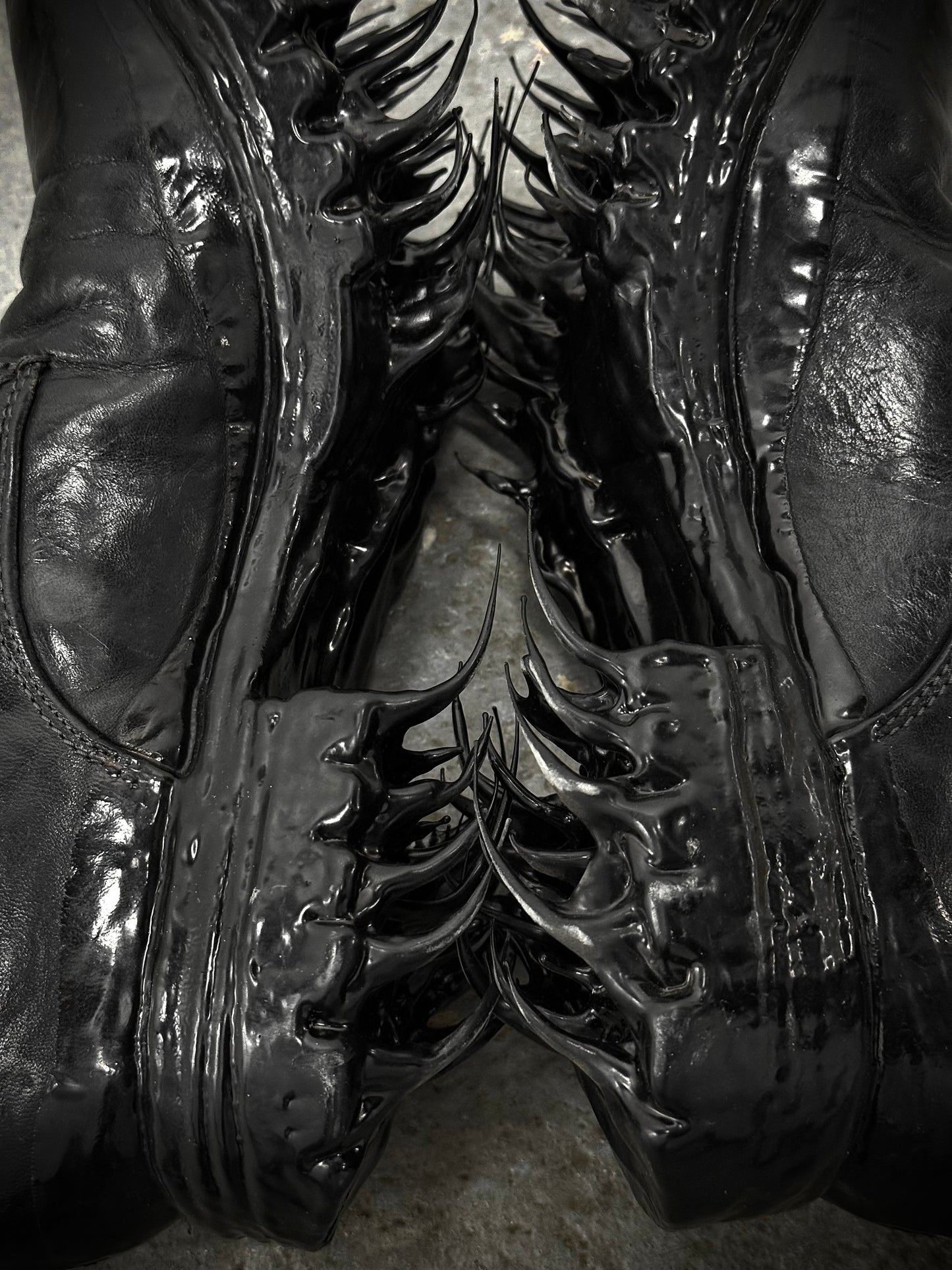 Carol Christian Poell ‘AM/2759SP-IN CORSS-PTC/010B’ Horse Leather Prosthetic Buckle Drip Boots