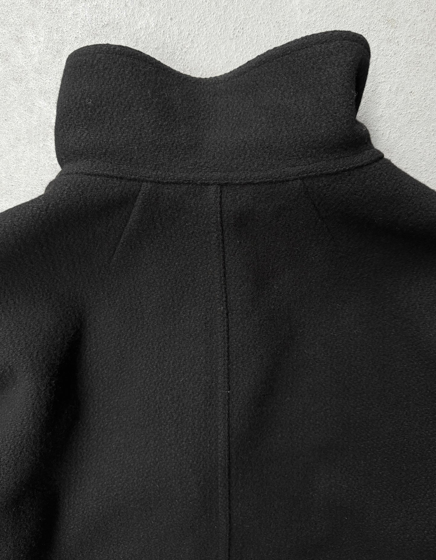 Rick Owens AW15 "SPHINX" Mollino Asymmetrical Front Zip Heavy Wool Coat detail | DRIEW GARMENTS