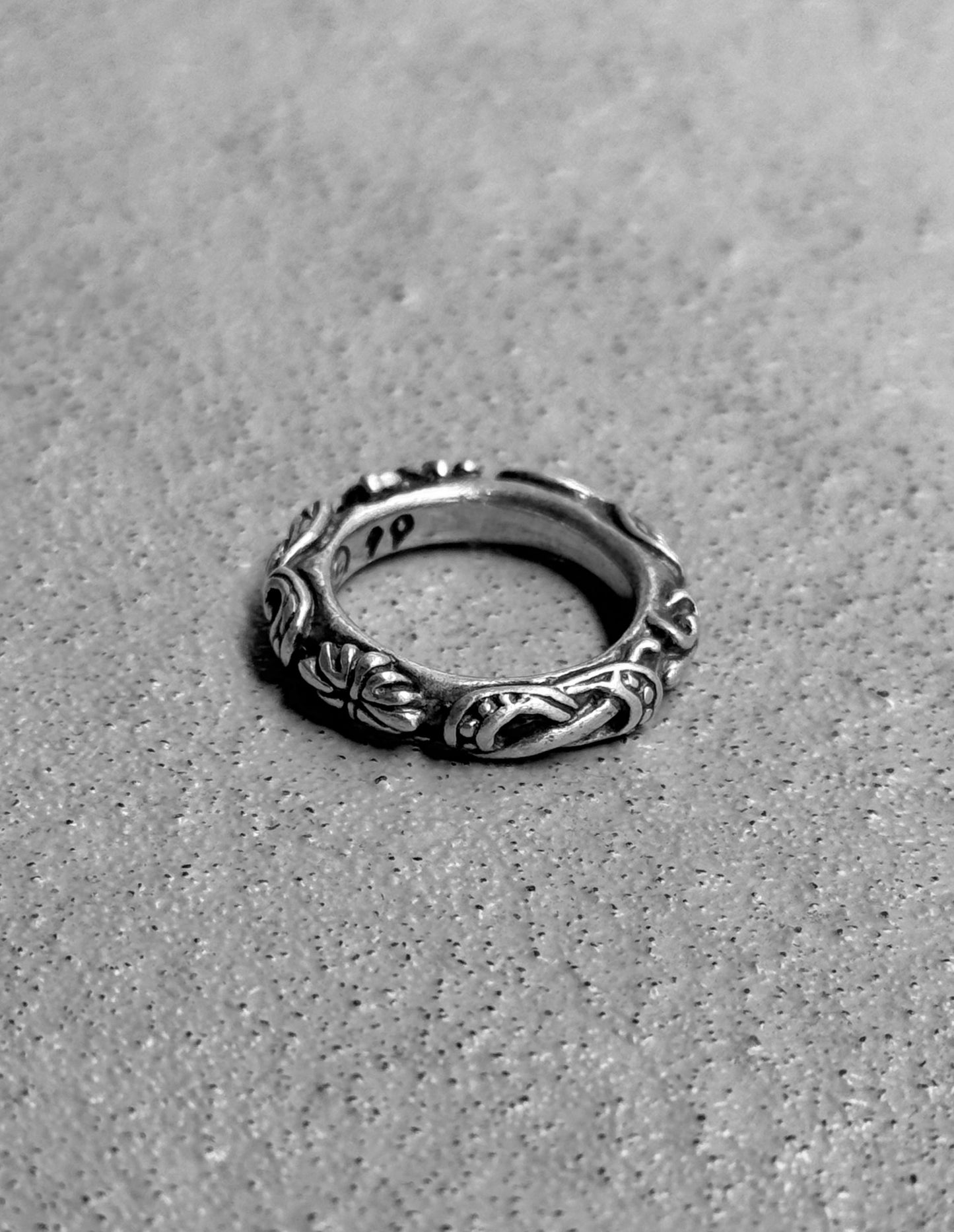 A&G Rock N’ Roll Couture Early 00s Engraved Eternity Band Silver Ring