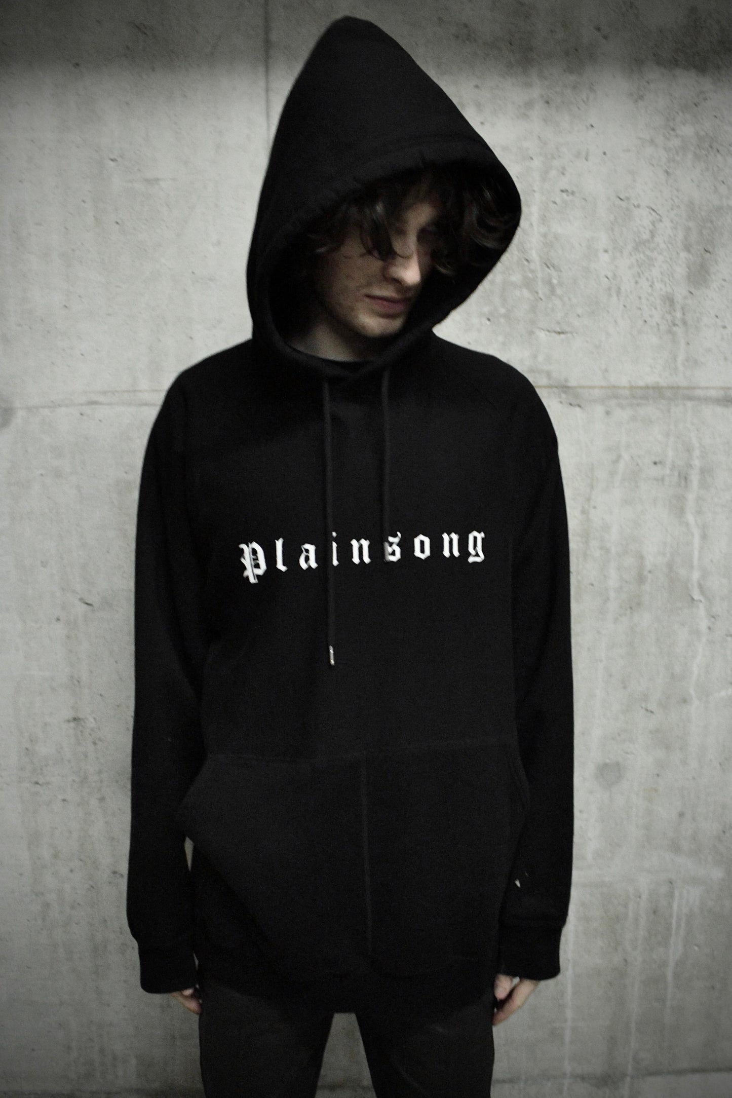 TakahiroMiyashita TheSoloist. SS25 "PLAINSONG" Cotton Terry Raglan Hoodie detail | DRIEW GARMENTS