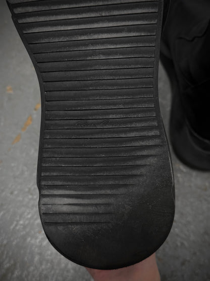 Rick Owens SS23 "EDFU" Geth Beatle Chelsea Leather Boots detail | DRIEW GARMENTS