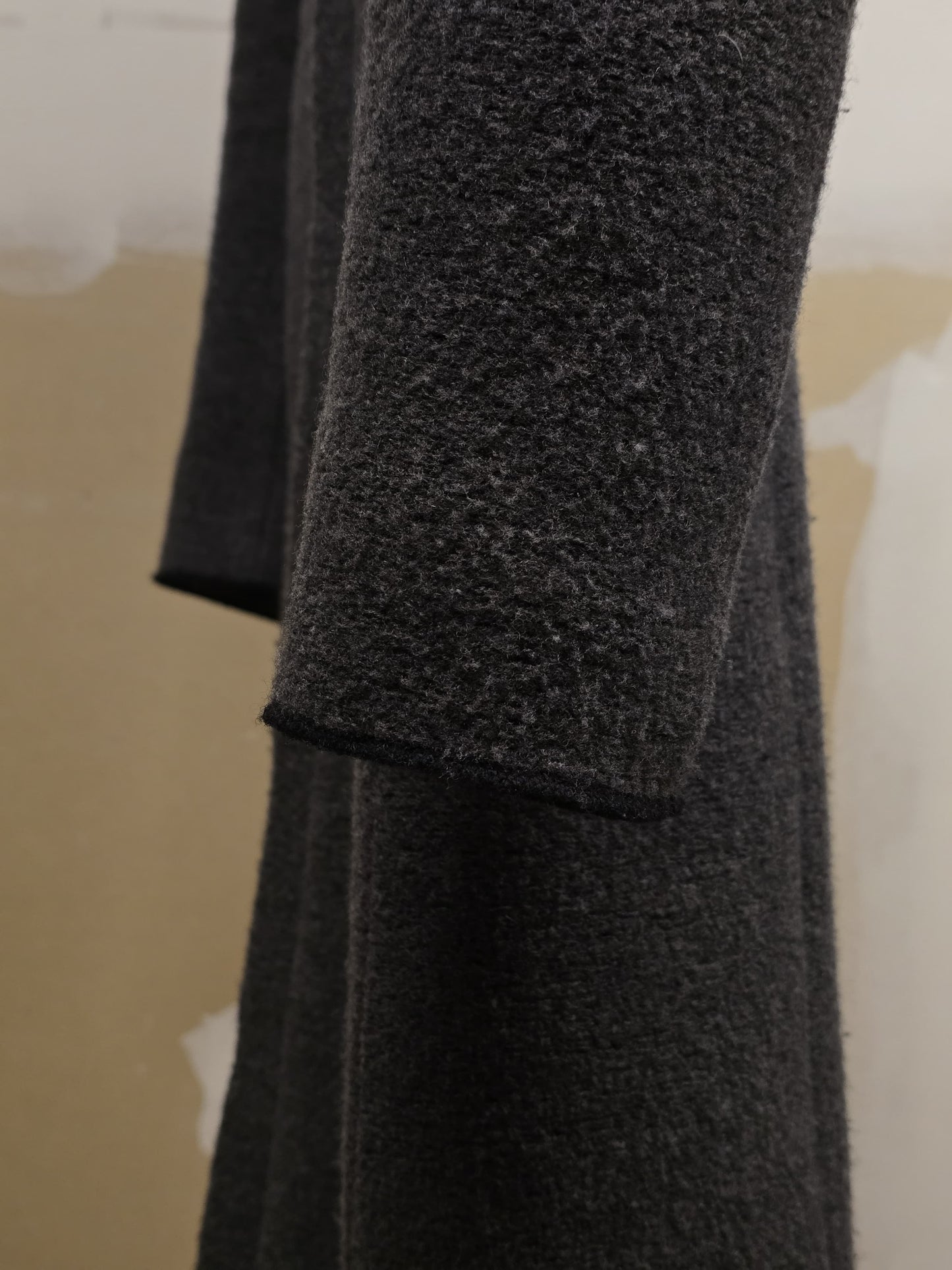Label Under Construction AW16-17 '28FMCT62_WW62' Grey Virgin Wool Mock Neck Coat detail | DRIEW GARMENTS