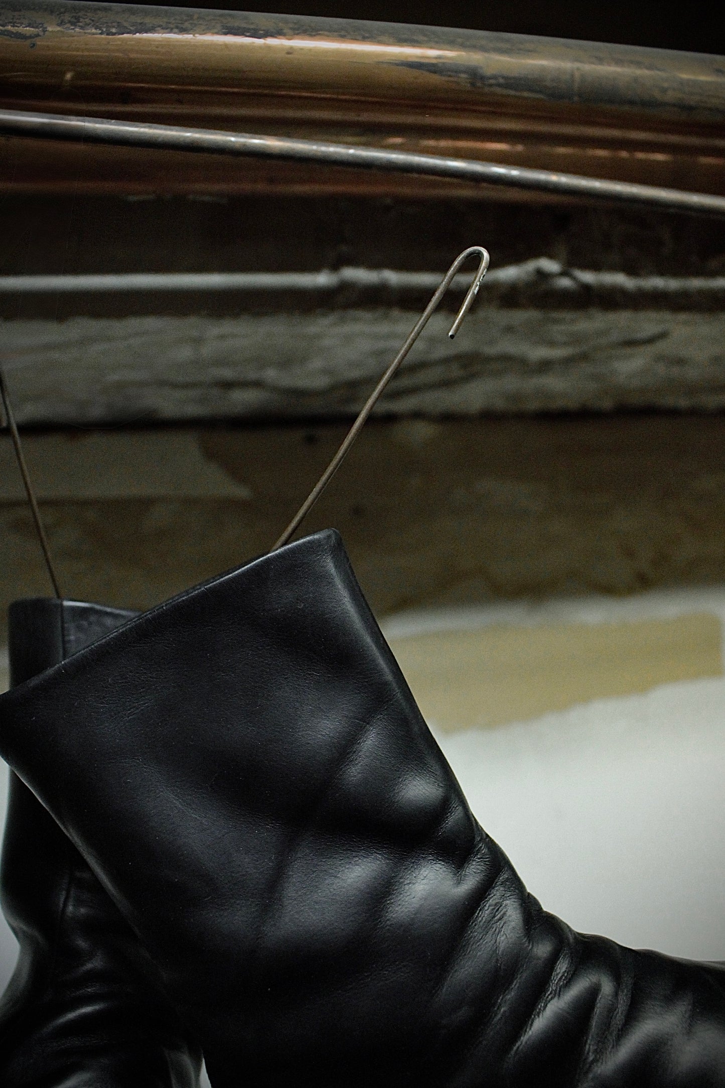 Maurizio Altieri Avantindietro 2009 Spiral Zip Cow Leather Boots