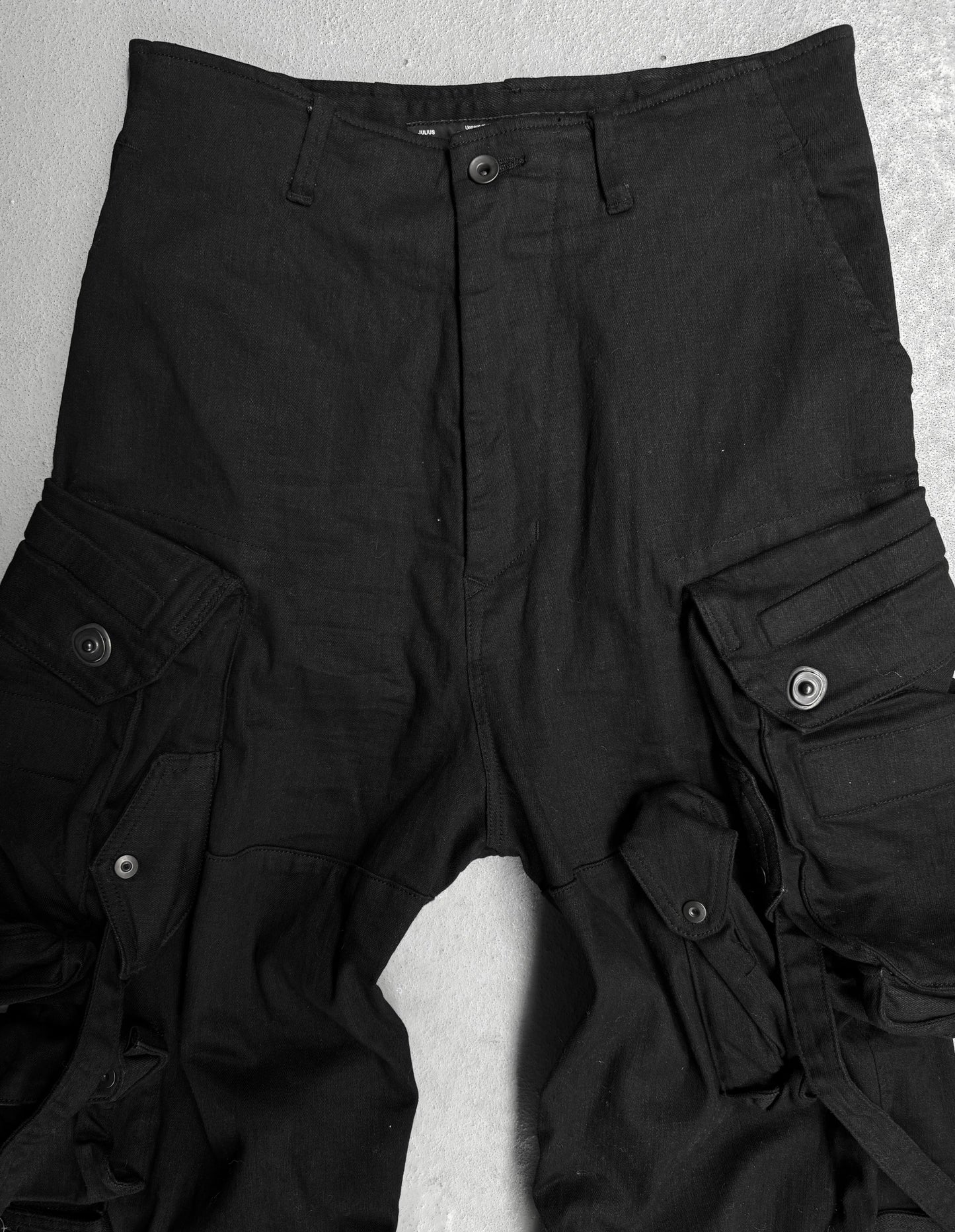 Julius_7 AW21-22 “Resilience;” 10.5 oz Stretch Denim Shapeshifting Gas-Mask Cargo Pants