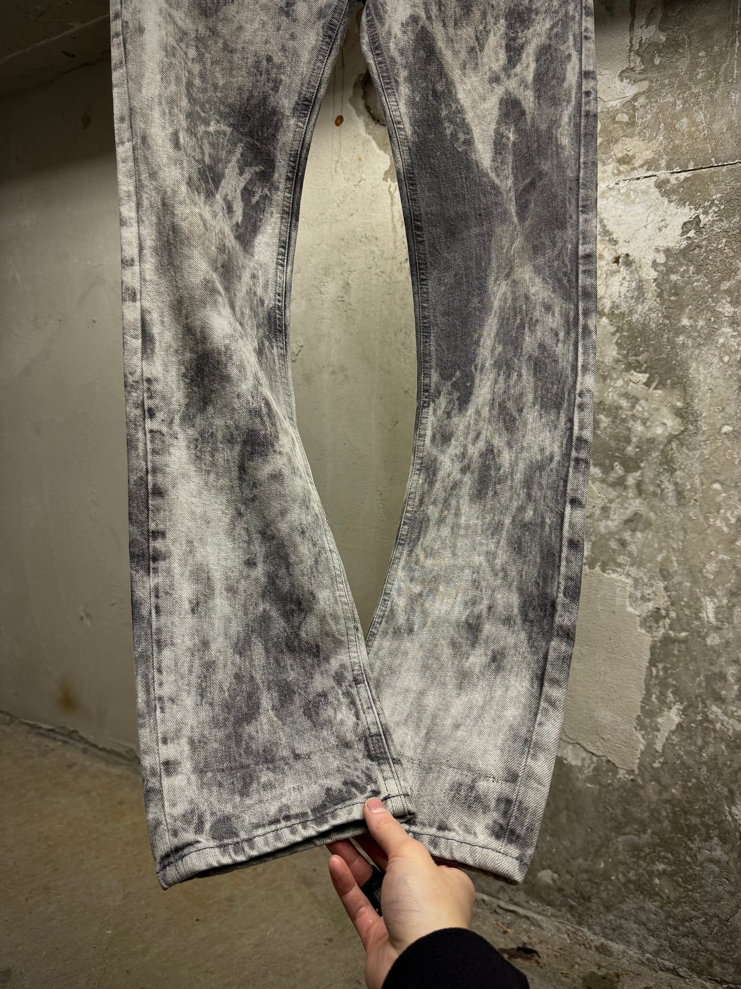 Maison Martin Margiela AW10 Grey Acid Wash Skinny Denim detail | DRIEW GARMENTS