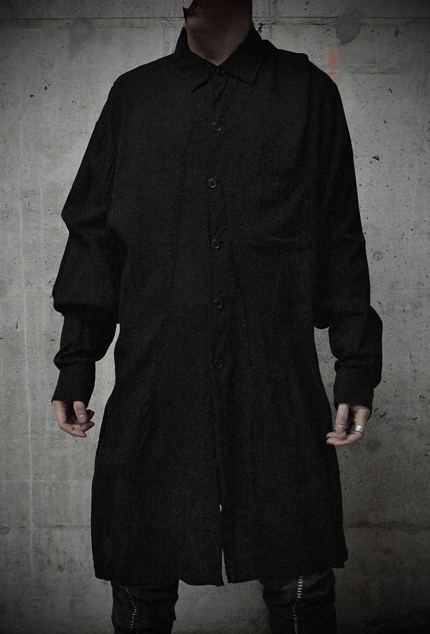 Yohji Yamamoto POUR HOMME SS22 Darted Cellulose Button-up Shirt detail | DRIEW GARMENTS