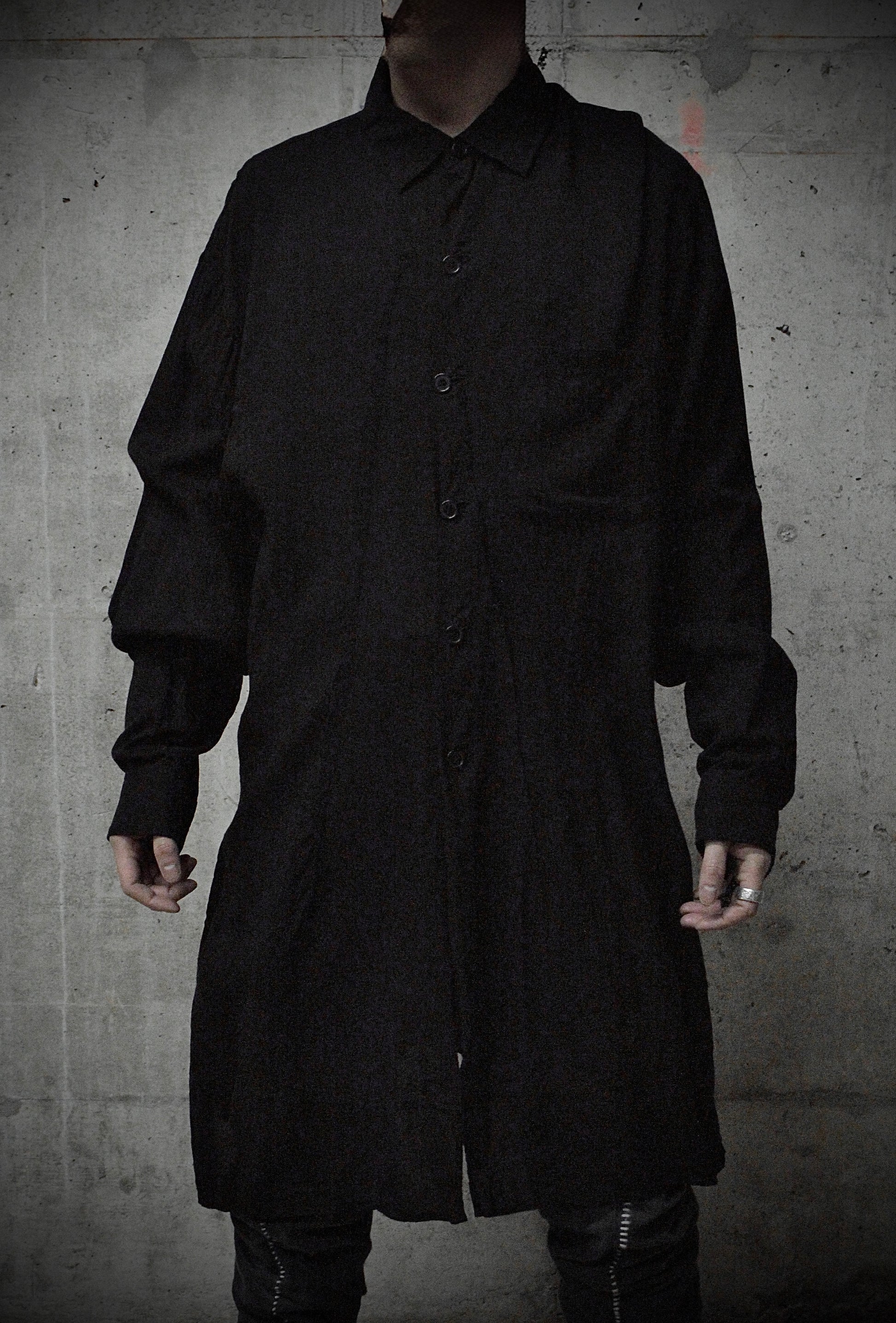 Yohji Yamamoto POUR HOMME SS22 Darted Cellulose Button-up Shirt detail | DRIEW GARMENTS