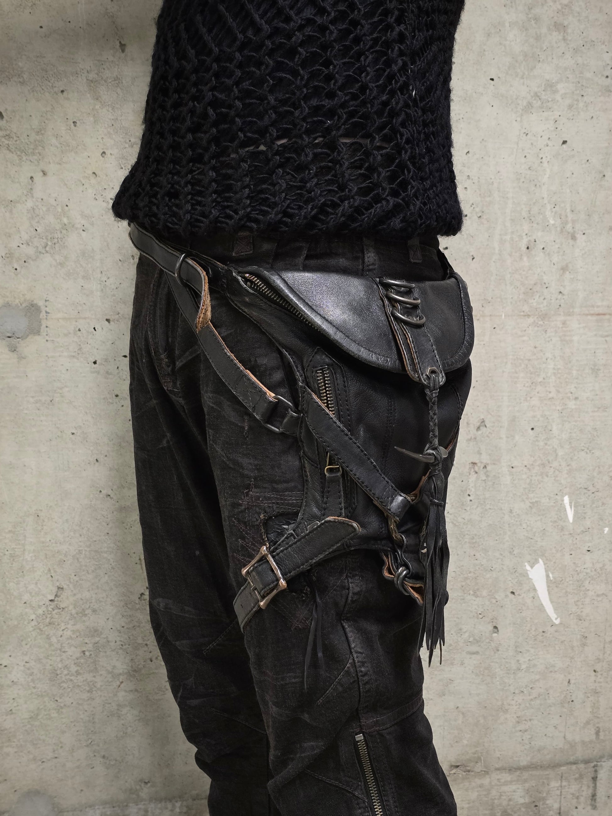 14thAddiction Early 00s Embellished Lamb Leather Belt Pouch detail | DRIEW GARMENTS