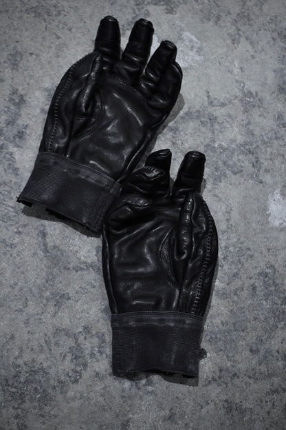 D.HYGEN AW24-25 Overlock Horse Leather Gloves detail | DRIEW GARMENTS