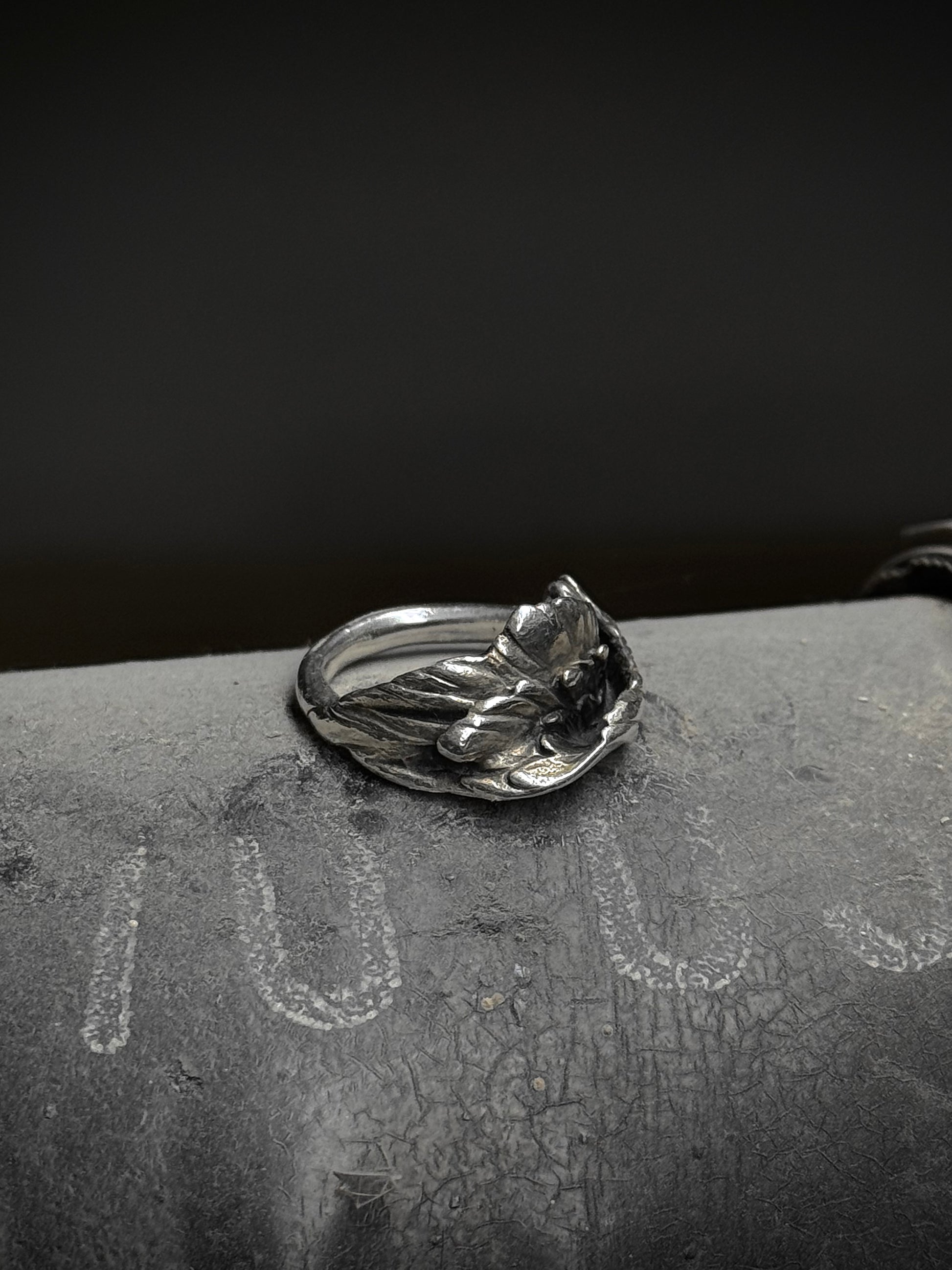 WERKSTATT:MÜNCHEN Early 00s .925 Silver Eagle Wing Ring (Discontinued) | Archive Fashion Toronto