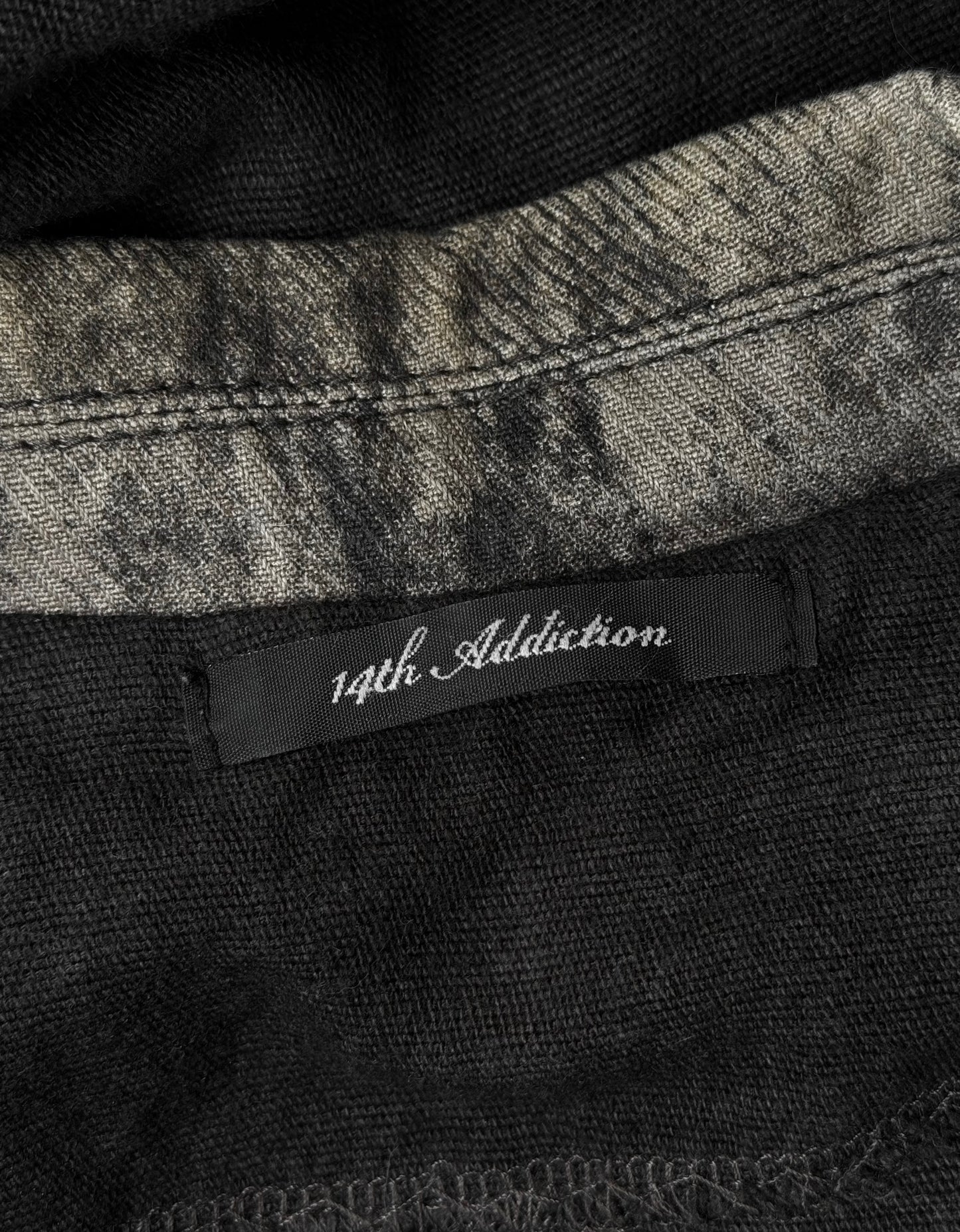 14thAddiction Early 00s Distressed Single Button Blazer