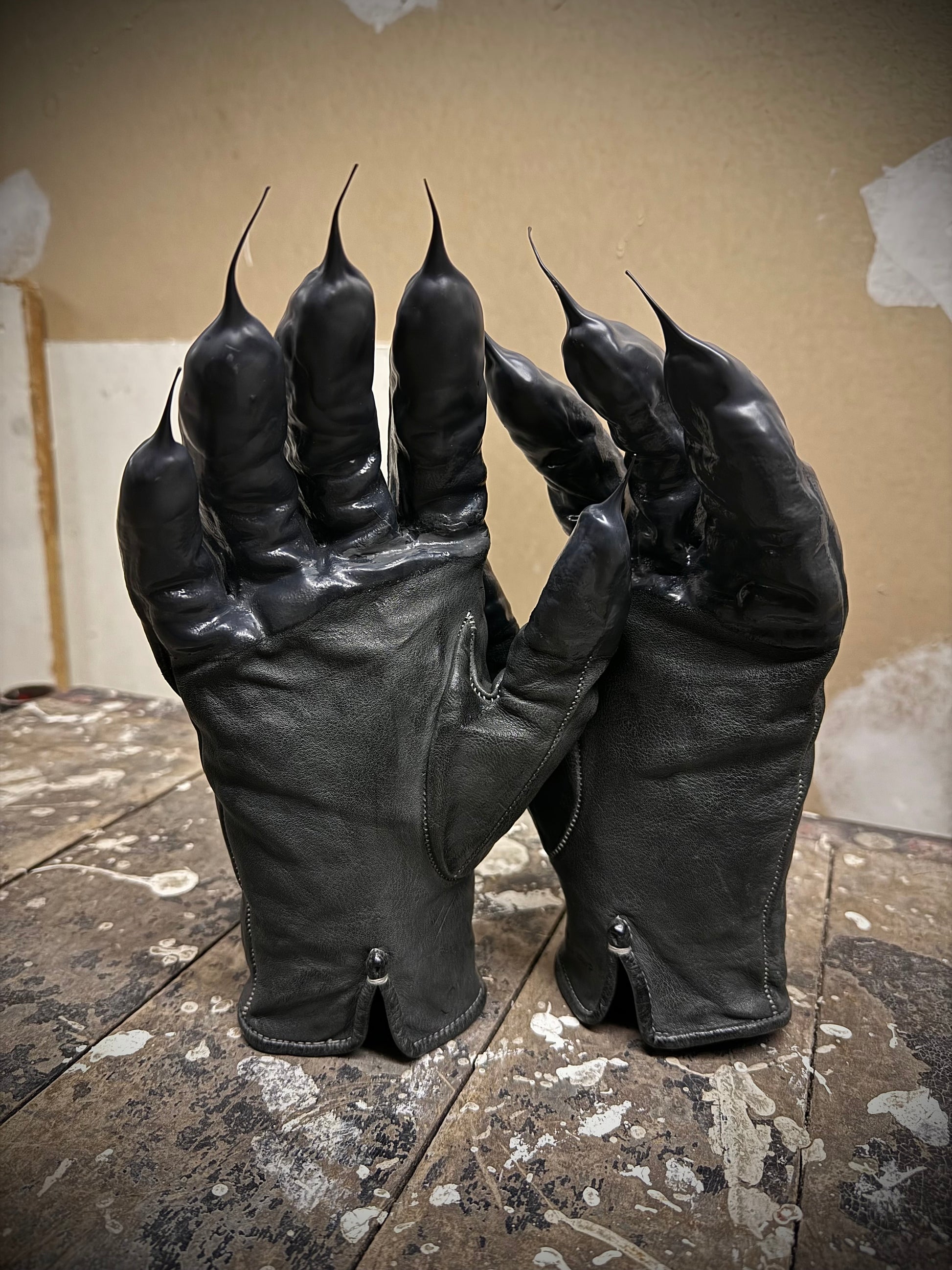Carol Christian Poell 'AM//2459 ROOMS-PTC/19' Object-dyed Rubber Drip Leather Gloves | Archive Fashion Toronto