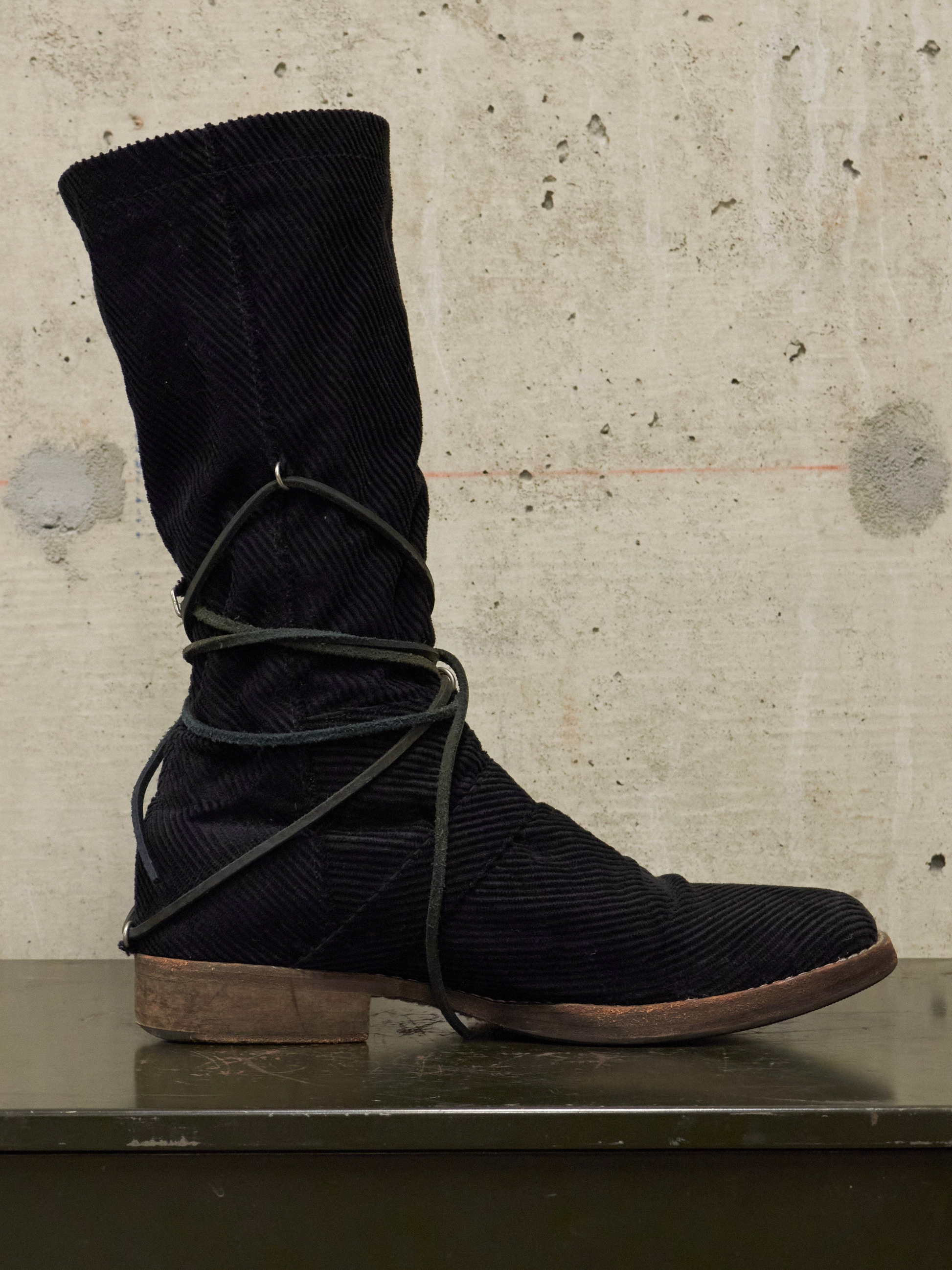 Undercover AW05 Arts & Crafts Corduroy Engineer Boots – DRIEW