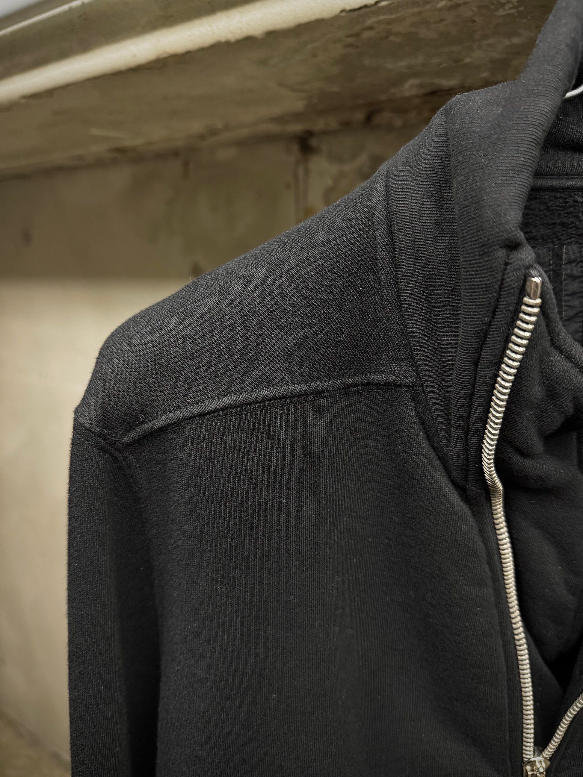 Rick Owens DRKSHDW AW14 "MOODY" Mollino Zip Up Cotton Fleece Sweater detail | DRIEW GARMENTS