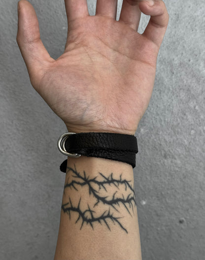 GUIDI 'BLT00B' Full-grain Bison Leather Bracelet