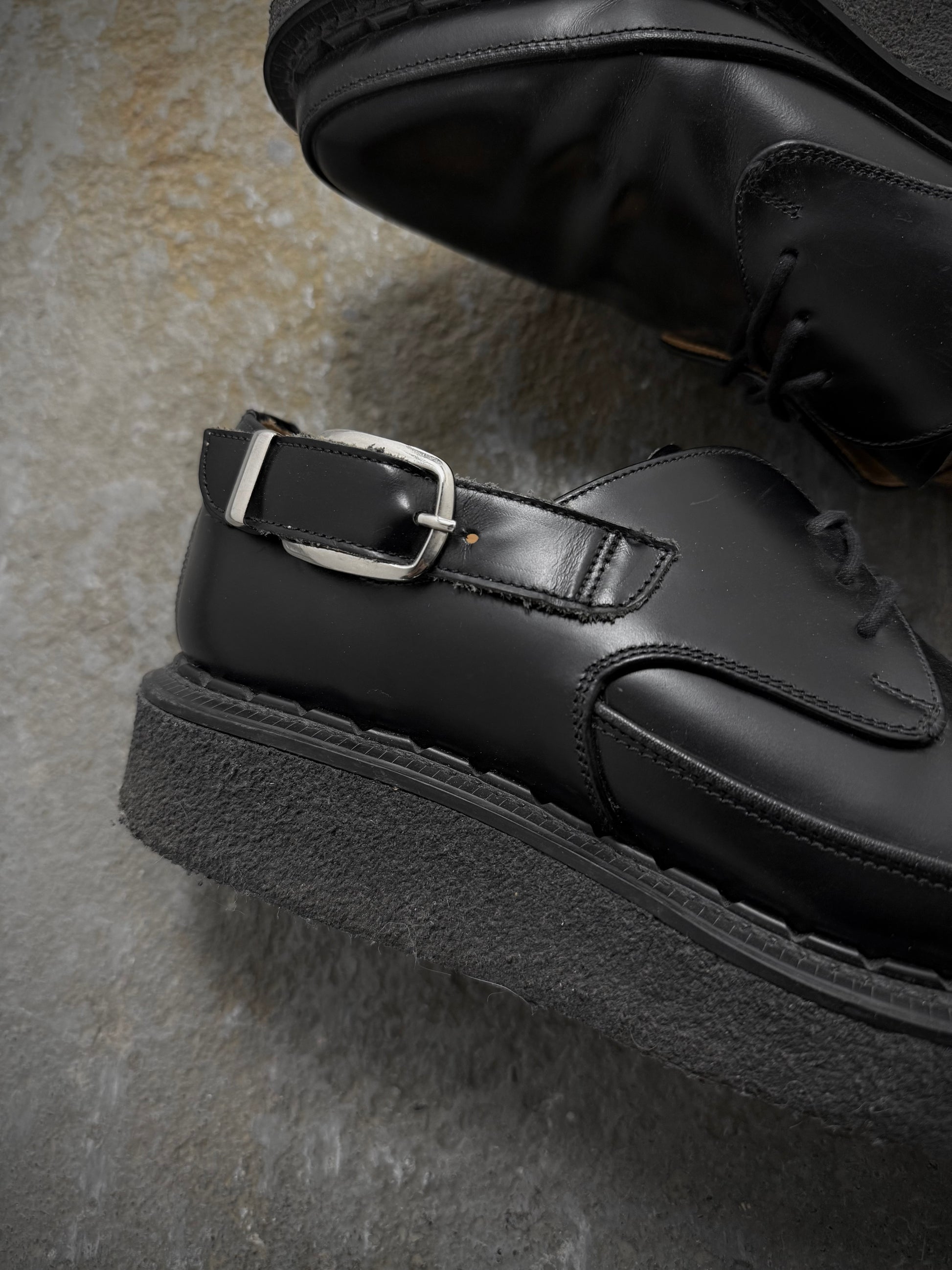 COMME des GARÇONS HOMME PLUS x George Cox AW17 Pointy Toe Crepe Derbies detail | DRIEW GARMENTS
