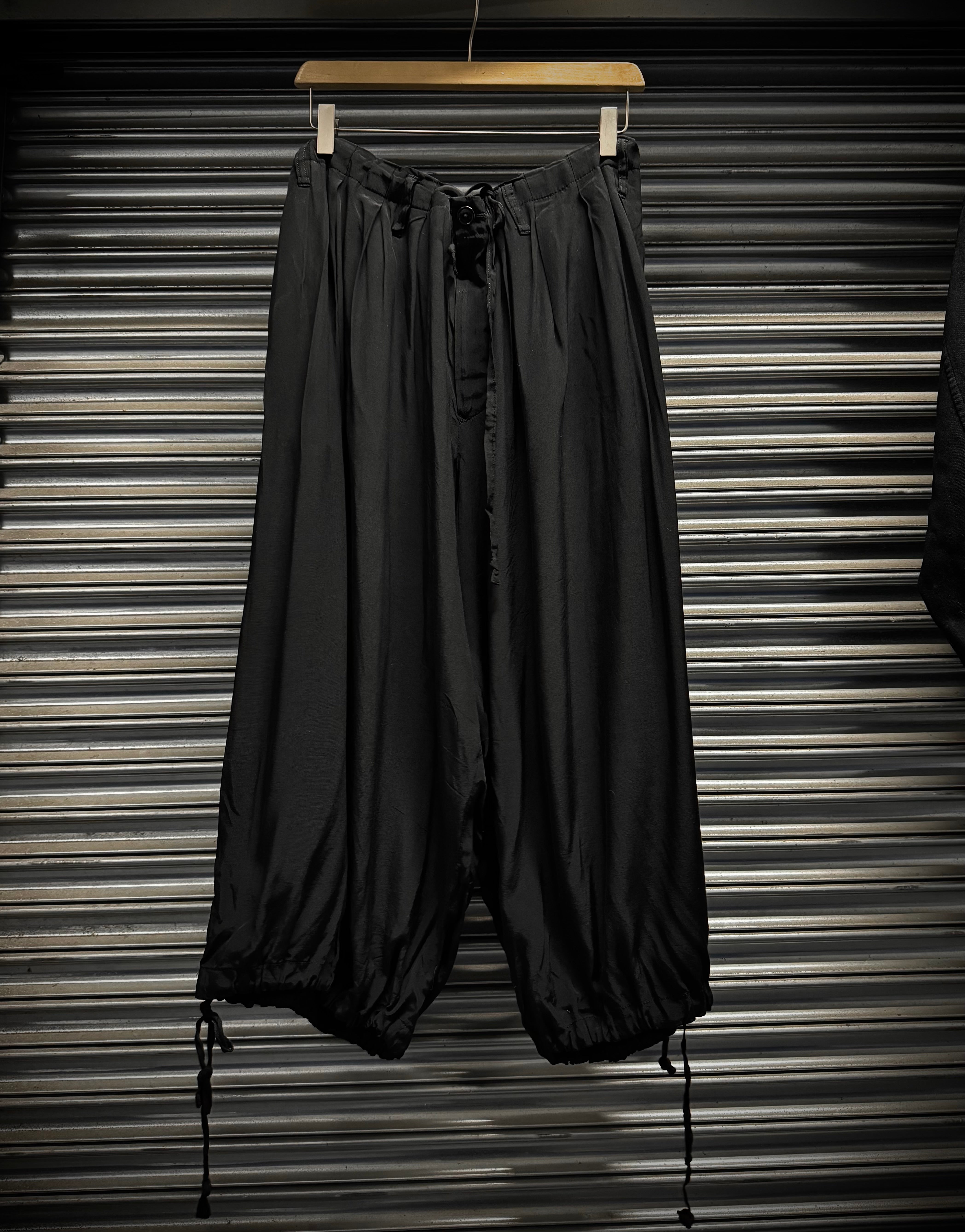 Yohji Yamamoto SS11 Pleated Balloon Pants | Archive – DRIEW