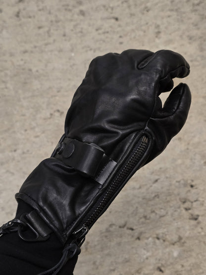 The Viridi-Anne x D.HYGEN AW25-26 Horse Leather Trigger Mittens