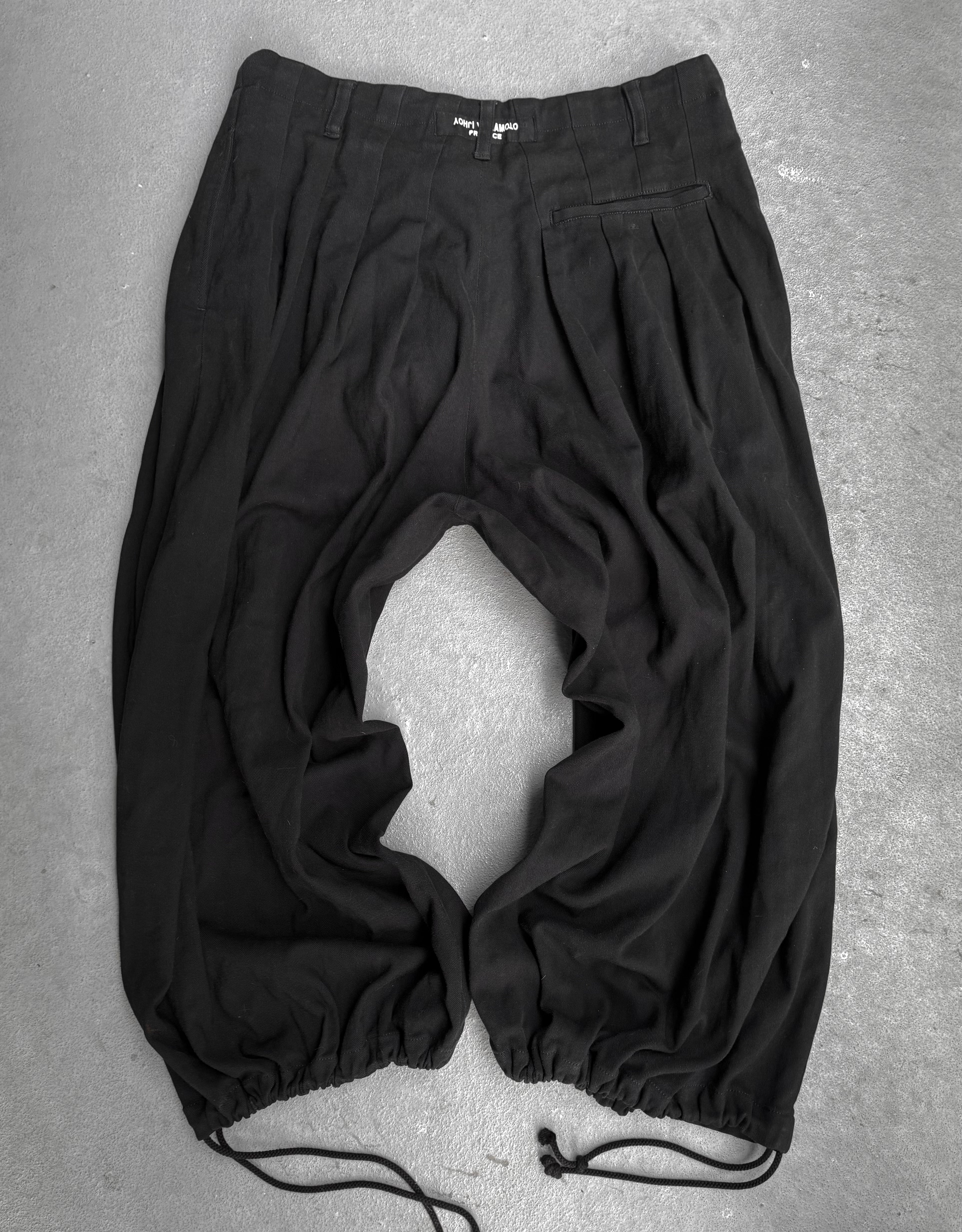 yohji yamamoto pour homme スラックス　archive Yohji Yamamoto AW19 Pleated Balloon Pants | Archive – DRIEW