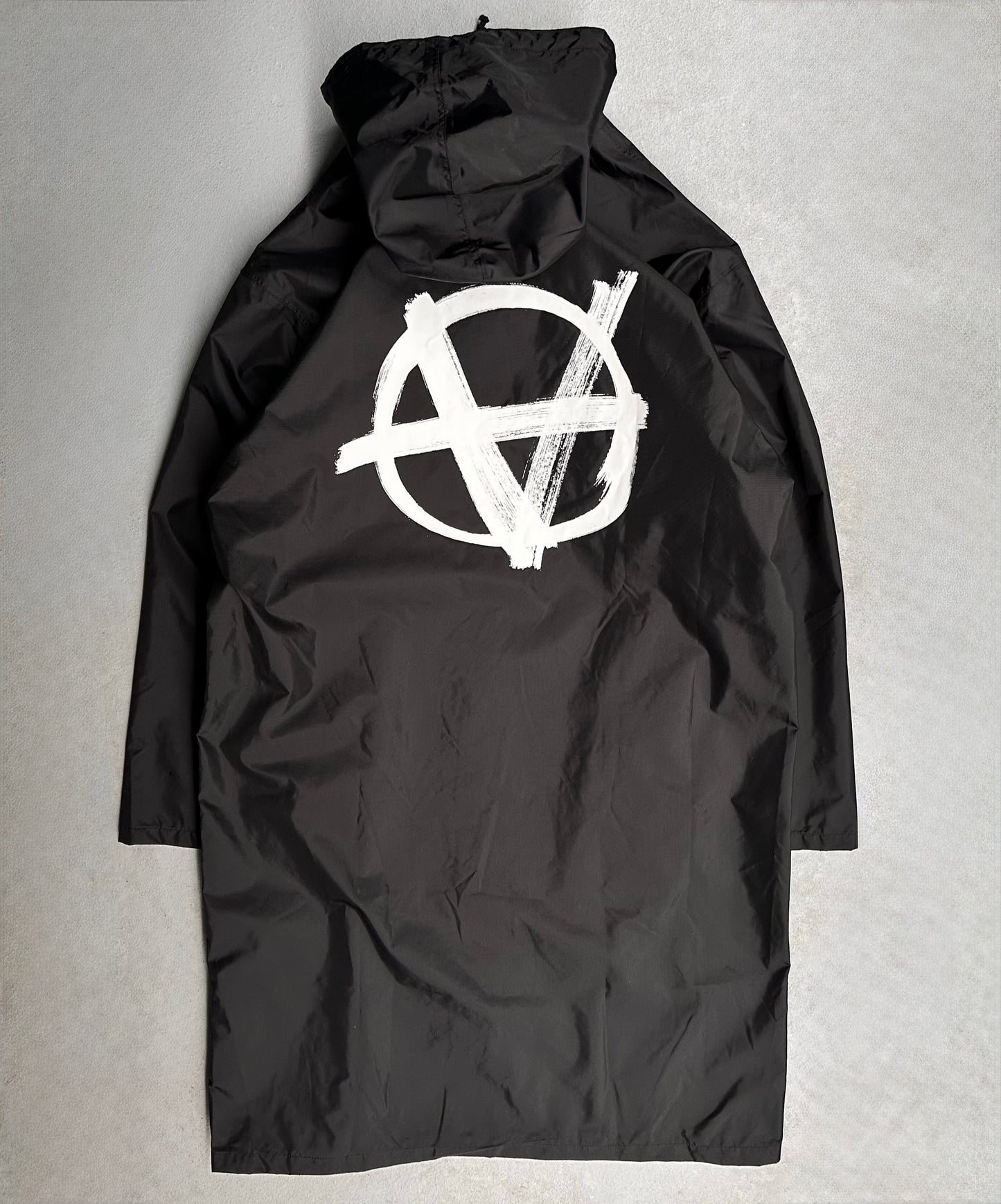 VETEMENTS AW20 “Anarchy” Graphic Nylon Raincoat