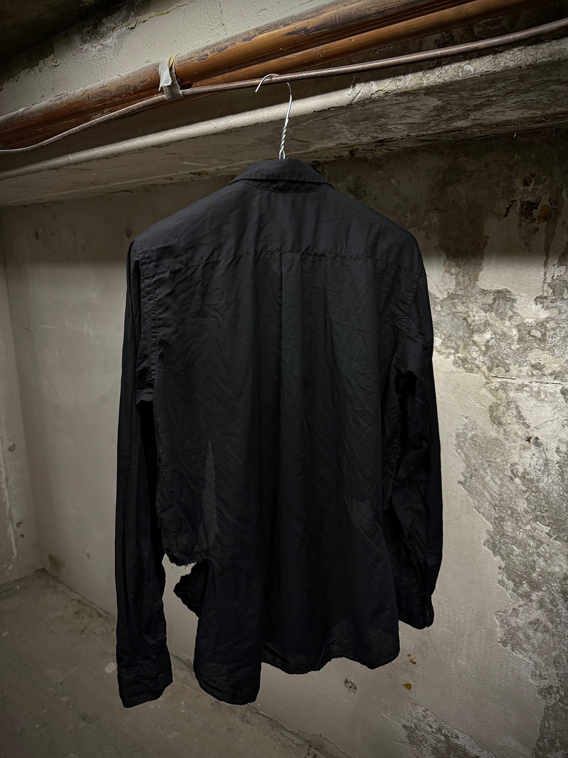 COMME des GARÇONS BLACK COMME des GARÇONS SS19 Distressed Side Cut-Out Shirt detail | DRIEW GARMENTS